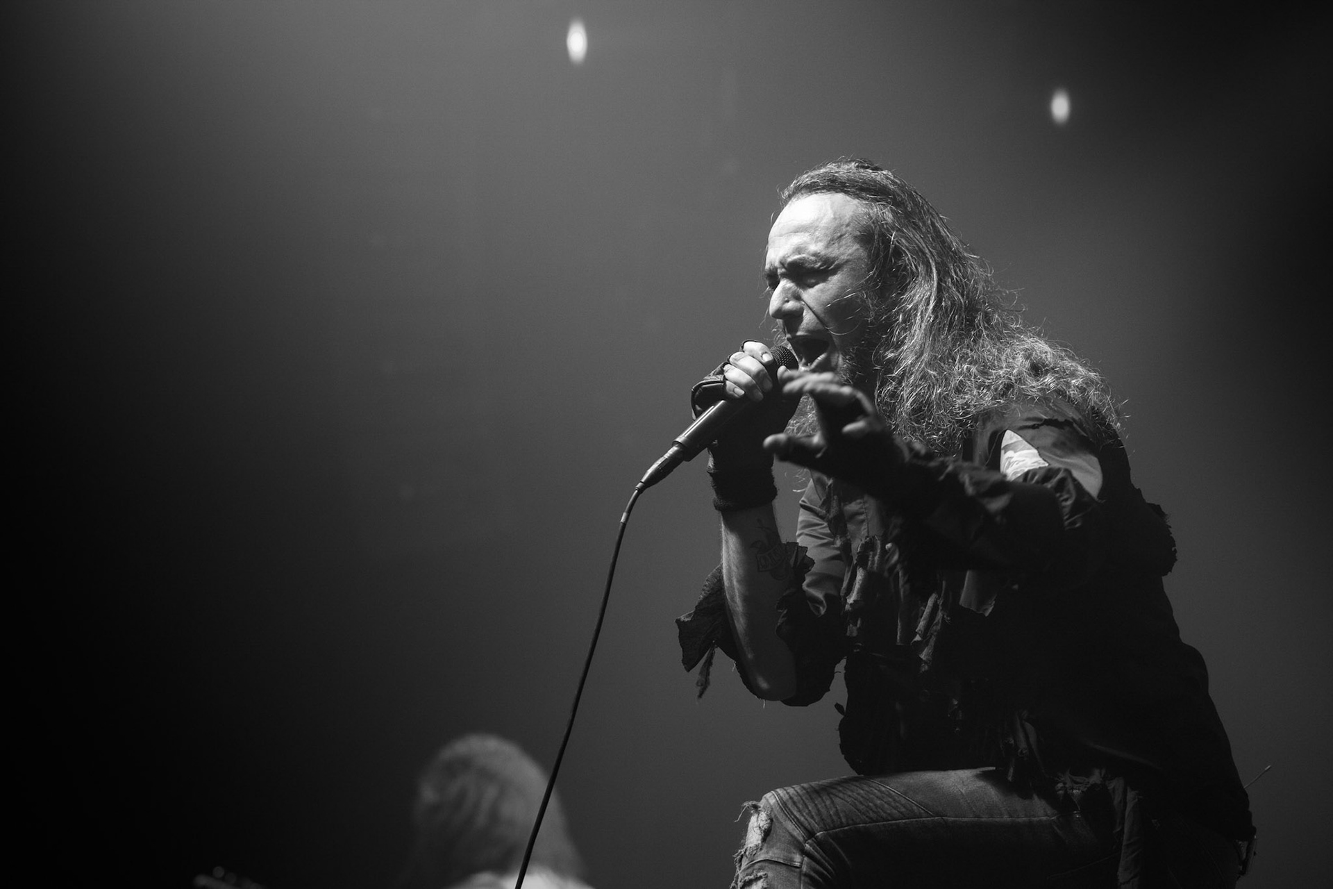 25.11.2019 Warszawa Klub Progresja Europejska Trasa Moonspell z Rotting Christ 2019
koncert Moonspell
N/z Fernando Langsuyar Ribeiro wokal  
N/z Ricardo Amorim gitara  
N/z Pedro Passionis Paixăo instrumenty klawiszowe  
N/z Miguel Mike Gaspar perkusja  
N/z Aires Pereira gitara basowa 
fot. Andrzej Wasilkiewicz/REPORTER