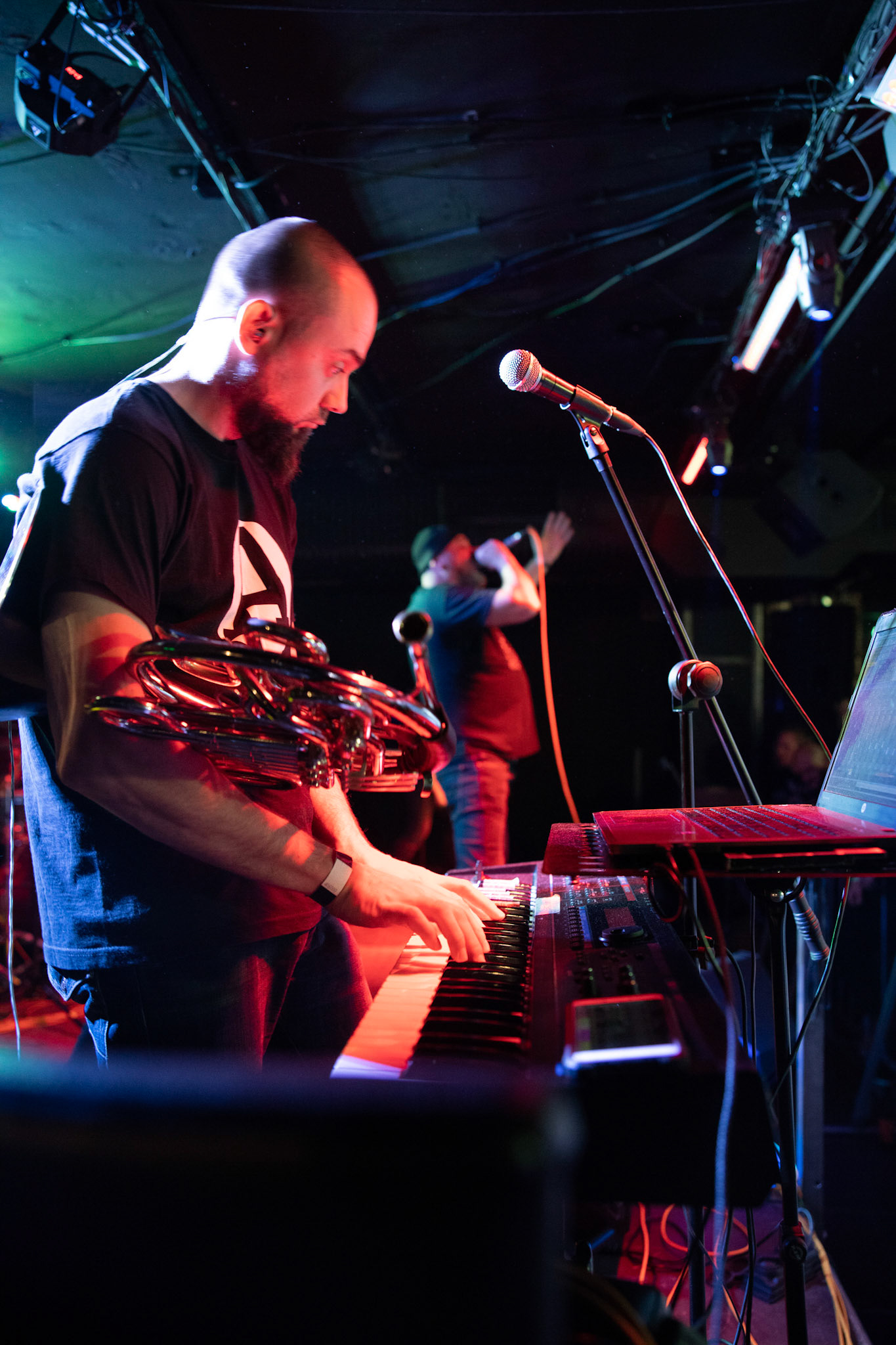 Armia - punk rock, hardcore,
Tomasz Budzyński - głos,
Stanisław Budzyński - gitara,
Jakub Bartoszewski - waltornia, instrumenty klawiszowe,
Amadeusz Kaźmierczak - perkusja,
Darek Budkiewicz - gitara basowa,
fot. Andrzej kaziq Wasilkiewicz