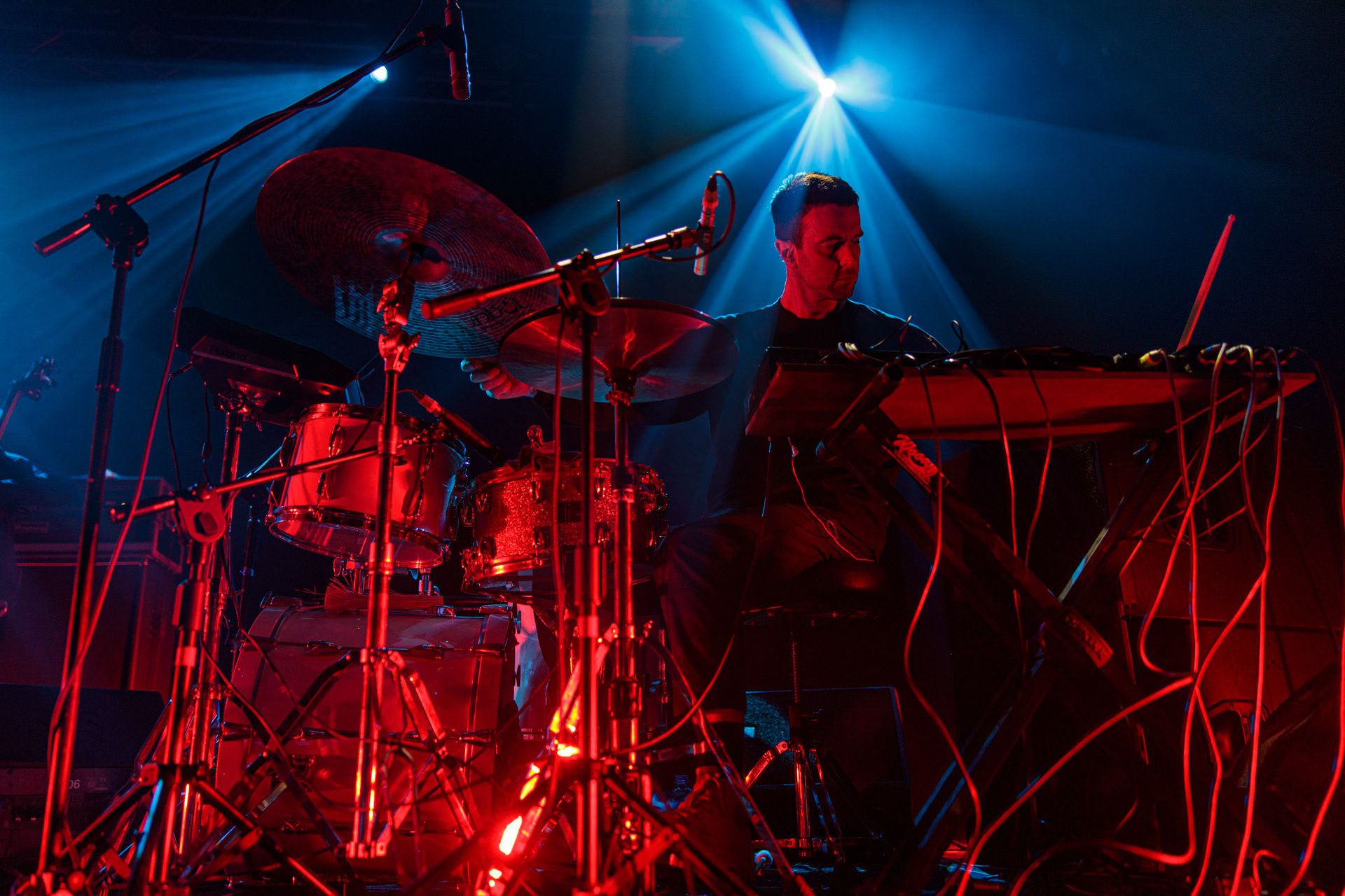 26.04.2022 Portico Quartet Jazz, ambient, electronic, hang. Warszawska Progresja.Portico Quartet to instrumentalny zespol z Londynu w Wielkiej Brytanii. n/z Duncan Bellamy - drums and electronics,n/z Milo Fitzpatrick - electric and double-bass,n/z Jack Wyllie - saxophones and keyboards,n/z Keir Vine -keyboards,Produkcja Winiary Bookings fot. Andrzej Wasilkiewicz/Reporter