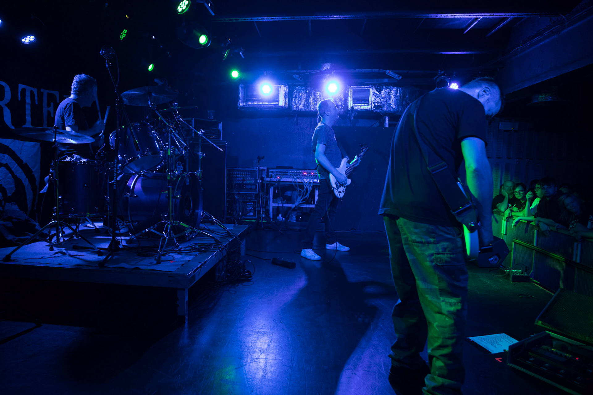 9.12.2017r Dezerter koncert Proxima, Robert Robal Matera gitara, wokal, Krzysztof Grabowski perkusja , Jacek Chrzanowski gitara basowa fot. Andrzej Wasilkiewicz/Reporter