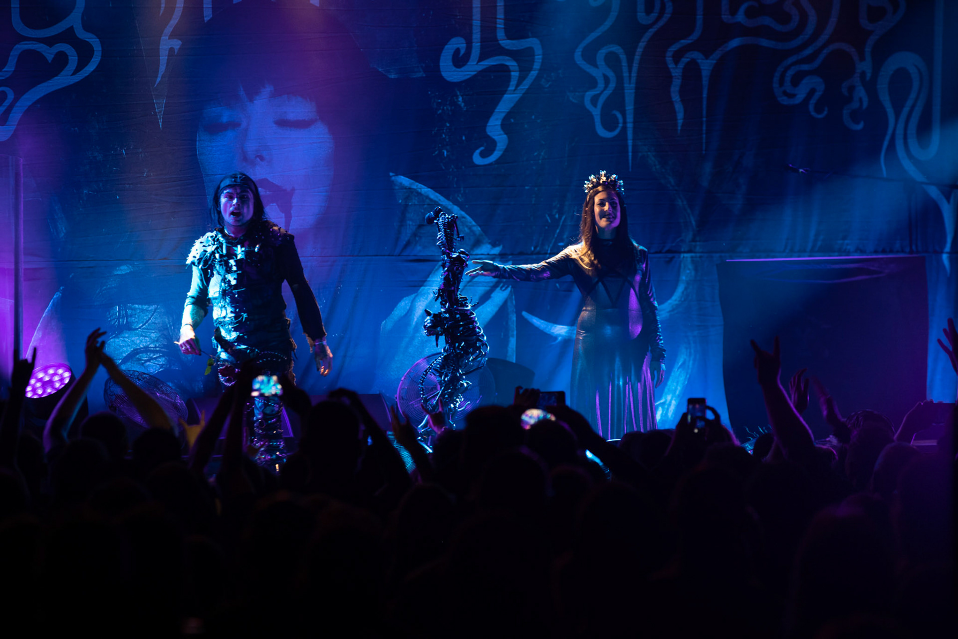 CRADLE OF FILTH - UK. black metal, metal symfoniczny, metal gotycki,
Dani Filth - Vocals,
Martin Skaroupka - Drums, Keyboards and Orchestrations,
Daniel Firth - Bass,
Richard Shaw - Guitar,  
Ashok - Guitar,  
Lindsay Schoolcraft - Narrative vocals,
Nuclear Blast Records
Knockoutprod
fot. Andrzej kaziq Wasilkiewicz/Reporter