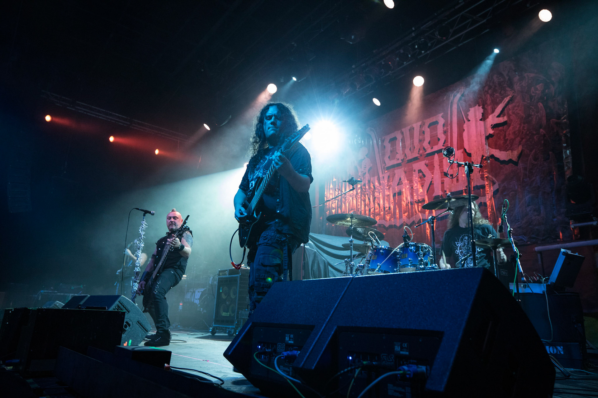 Legendy Metalu QUO VADIS - Thrash Metal - koncert Legendy Metalu w warszawskiej Progresji,
Tomasz "Skaya" Skuza - bass/vocal
Ian "Źdźbło" Bemolator- guitar
Mateusz "Matek" Lazar - guitar
Szymon "Sajmon" Synówka - drums
fot. Andrzej kaziq Wasilkiewicz