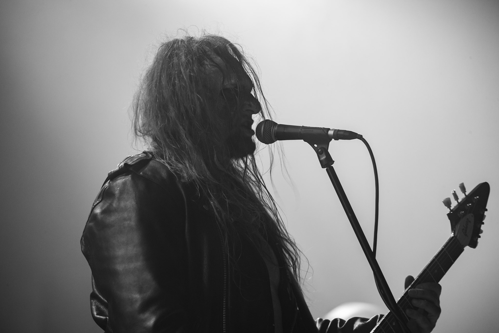 Deus Mortem - Polska, wrocławska grupa black metalowa powstała z inicjatywy gitarzysty i wokalisty Marka "Necrosodoma" Lechowskiego, warszawski koncert w Progresji odbył się w ramach europejskiej trasy koncertowej Mgły organizowany przez Left Hand Sounds, metal, blackmetal,  Andrzej Wasilkiewicz/Reporter