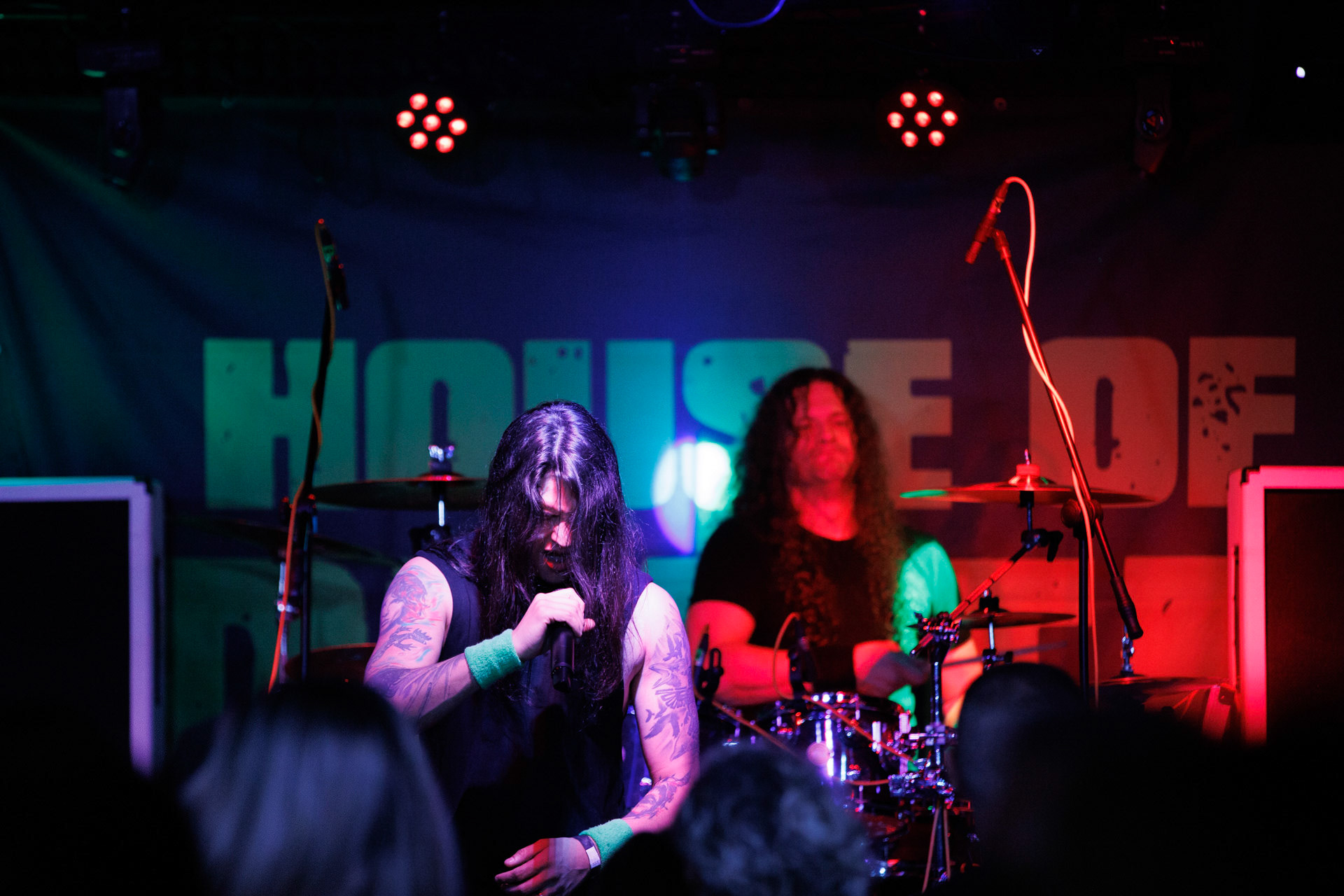 13.11.2021 House Of Death - koncert Warszawa RemontJuan Carlos Cano - wokal,Szymon „Sajmon” Synowka – perkusja,Adam Bielczuk - gitara,Tomasz „Tytus” Pukacki - bass,thrash metal, crossover thrash, heavy metal, speed metal, hard rock,fot. Andrzej Wasilkiewicz/Reporter