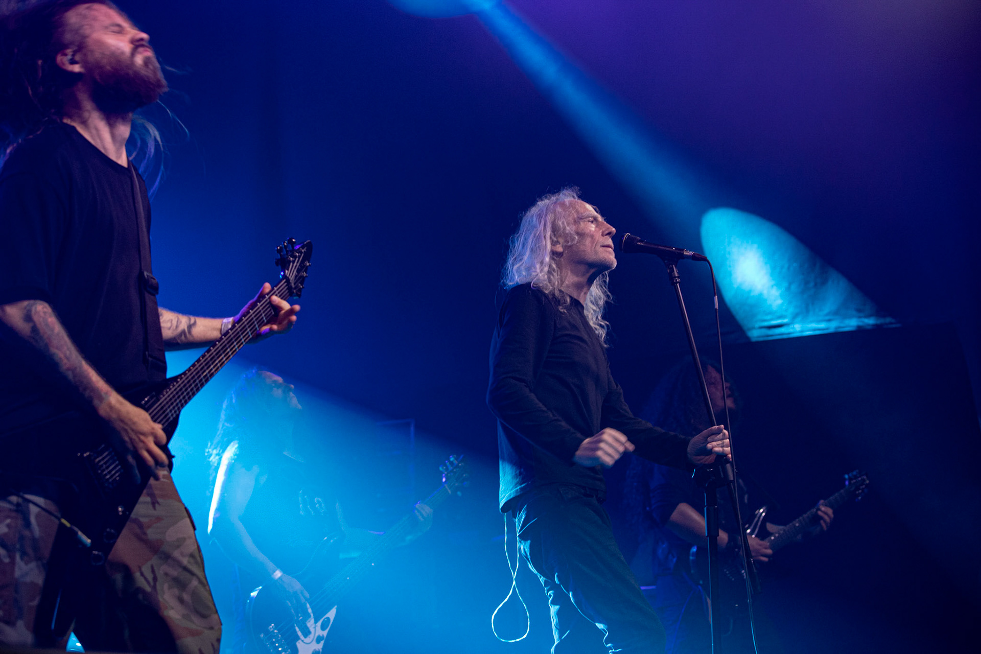 12.09.2021 - KAT i Roman Kostrzewski - koncert "Do zobaczenia w piekle" Wroclaw, Centrum Koncertowe A2.  Wacław „Vogg” Kiełtyka (Decapitated) i Roman Kostrzewski – wokal, fot. Andrzej kaziq Wasilkiewicz