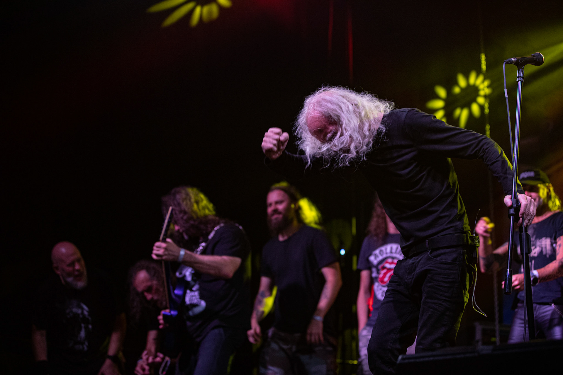 12.09.2021 - KAT i Roman Kostrzewski - koncert "Do zobaczenia w piekle" Wroclaw, Centrum Koncertowe A2.  Roman Kostrzewski – wokalJacek Nowak – perkusjaKrzysztof Pistelok – gitaraJacek Hiro – gitaraMichal Laksa – basGościnnie: Adam „Nergal” Darski (Behemoth)Piotr „Peter” Wiwczarek (Vader),Tomasz „Titus” Pukacki (Acid Drinkers)Adrian „Fred” Frelich (Dragon)Krzysztof „Fazi” Oset (ex-Kat)Piotr „Mancover” Mańkowski (Wolf Spider)Wacław „Vogg” Kiełtyka (Decapitated)Marek „Spider” Pająk (Vader)Jarek „Gronos” Gronowski (Dragon, ex-Kat)Paweł „Baitel” Pasek (Decapitated) Piotr Radecki (ex-Kat &amp; Roman Kostrzewski)fot. Andrzej kaziq Wasilkiewicz