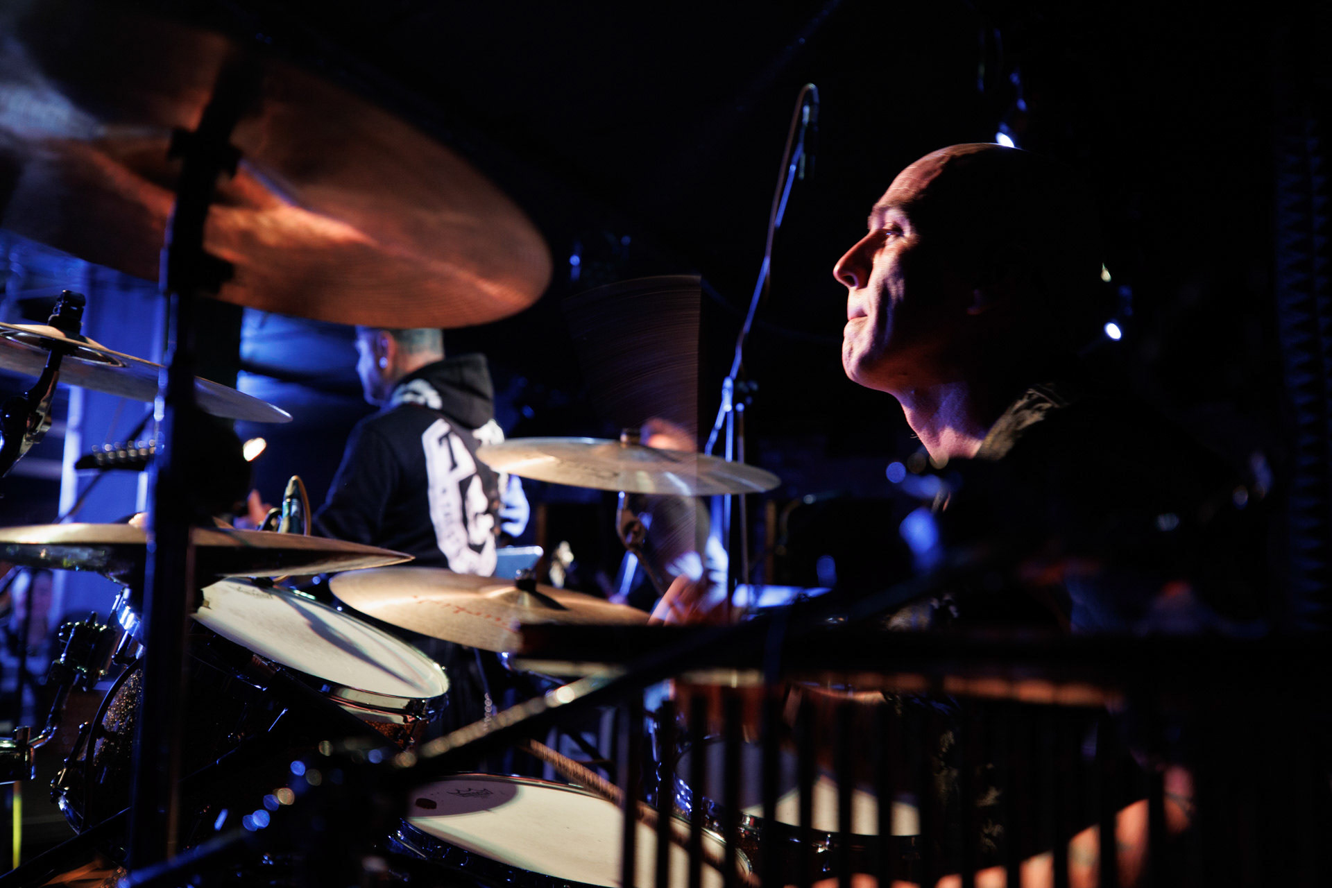 12.11.2021 Lipali - koncert Warszawa klub Remont.Najnowszy album „MOSTY, RZEKI, LUDZIE”.Lukasz Luk Jeleniewski - perkusja, Rock, rock progresywny, rock alternatywny, polski rock.fot. Andrzej kaziq Wasilkiewicz/Reporter