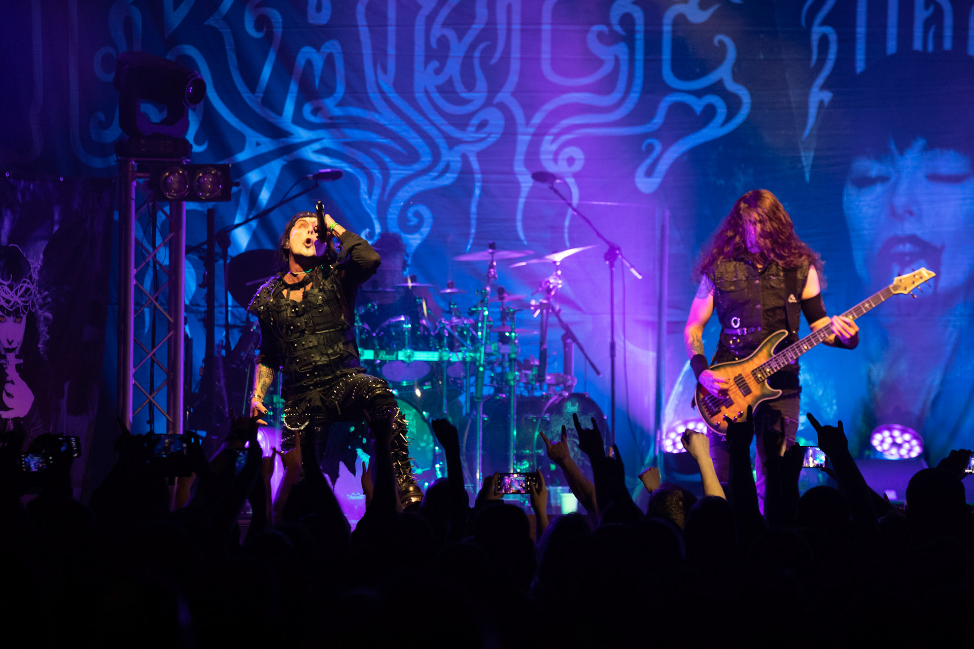 CRADLE OF FILTH - UK. black metal, metal symfoniczny, metal gotycki,
Dani Filth - Vocals,
Martin Skaroupka - Drums, Keyboards and Orchestrations,
Daniel Firth - Bass,
Richard Shaw - Guitar,  
Ashok - Guitar,  
Lindsay Schoolcraft - Narrative vocals,
Nuclear Blast Records
Knockoutprod
fot. Andrzej kaziq Wasilkiewicz/Reporter