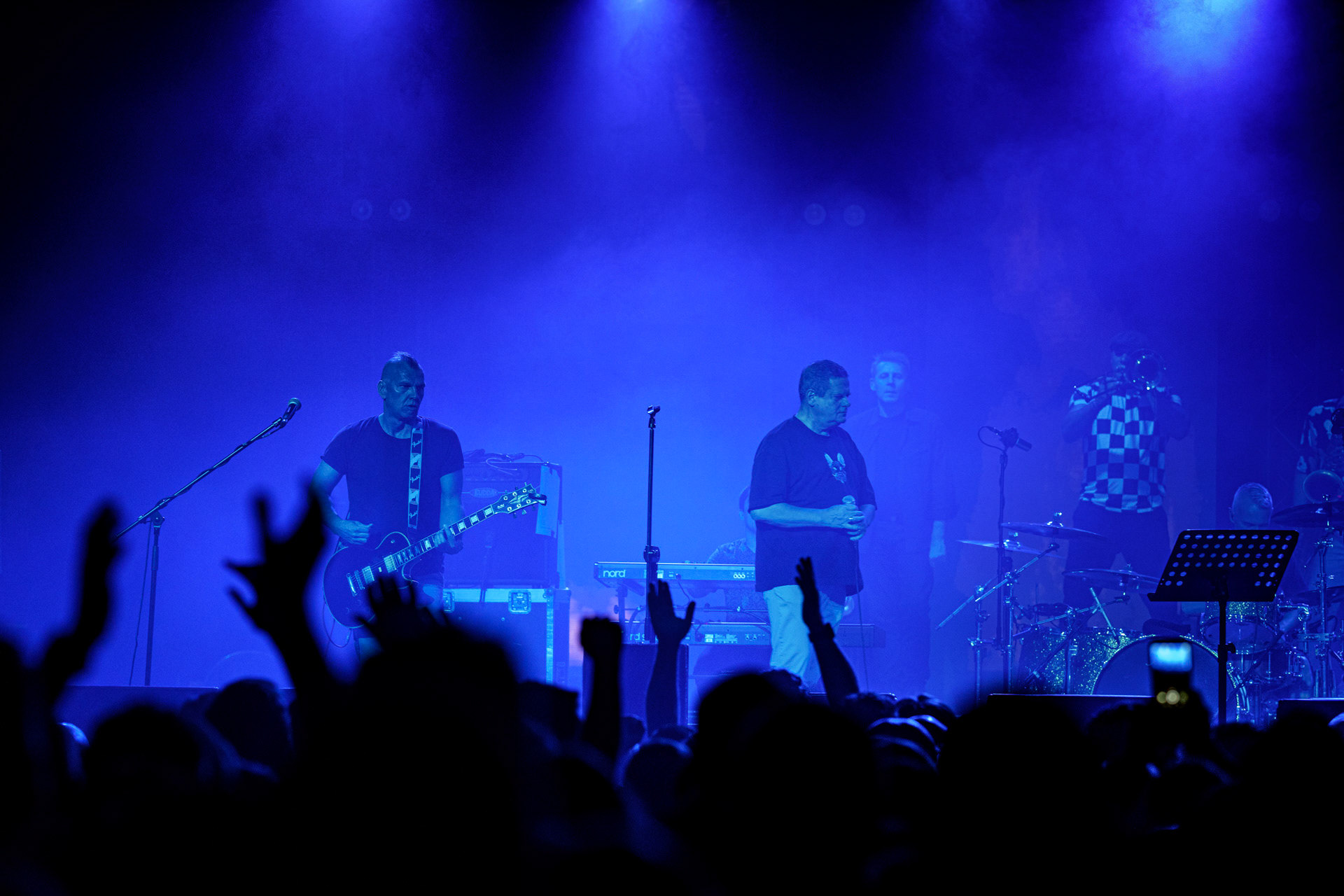 4.11.2022 KULT - Pomaranczowa Trasa 2022 - Warszawa Stodola, Rock, rock progresywny, rock alternatywny, punk, nowa fala, polski rock. fot. Andrzej Wasilkiewicz/Reporter