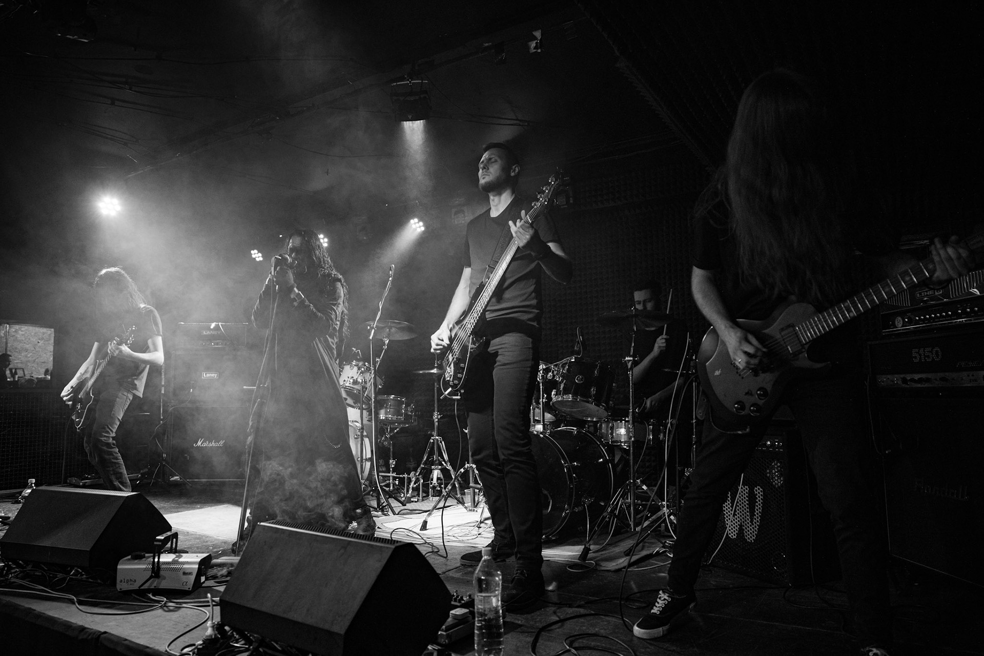 15.02.2020 Leshy - Metalowe Zwierzaki vol.13 - koncert Remont,
Leshy zostało założone w 2016 roku. Muzyka zespołu to wariacja mrocznych riffów, wolnych temp, potężnego brzmienia i (dys)harmonijnych melodii.
Genre doesn't matter, fot. Andrzej Wasilkiewicz/REPORTER