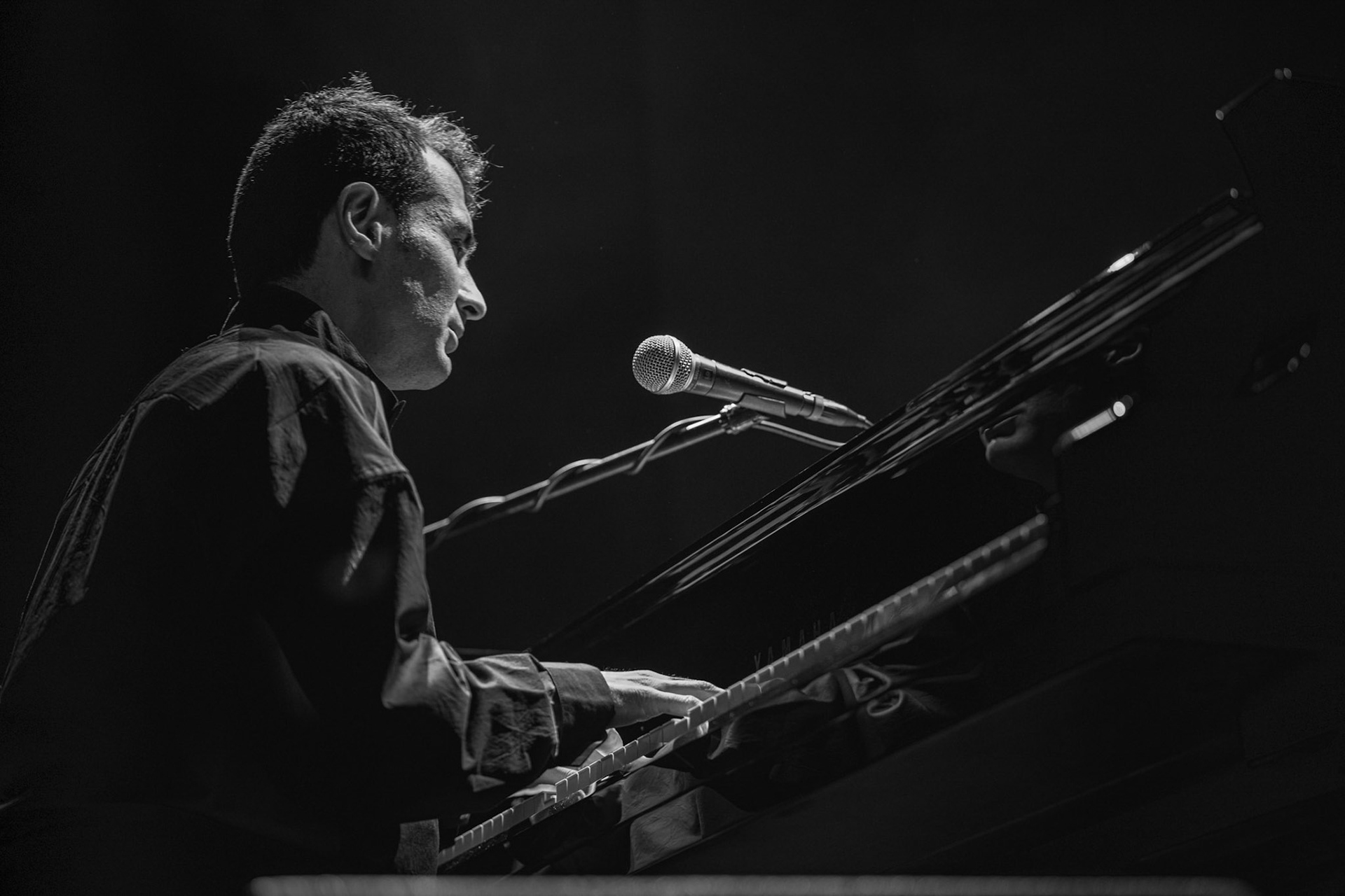 2023.11.07 Tigran Hamasyan Trio- jazz w warszawskim klubie Progresja! fot. Andrzej Wasilkiewicz/Reporter