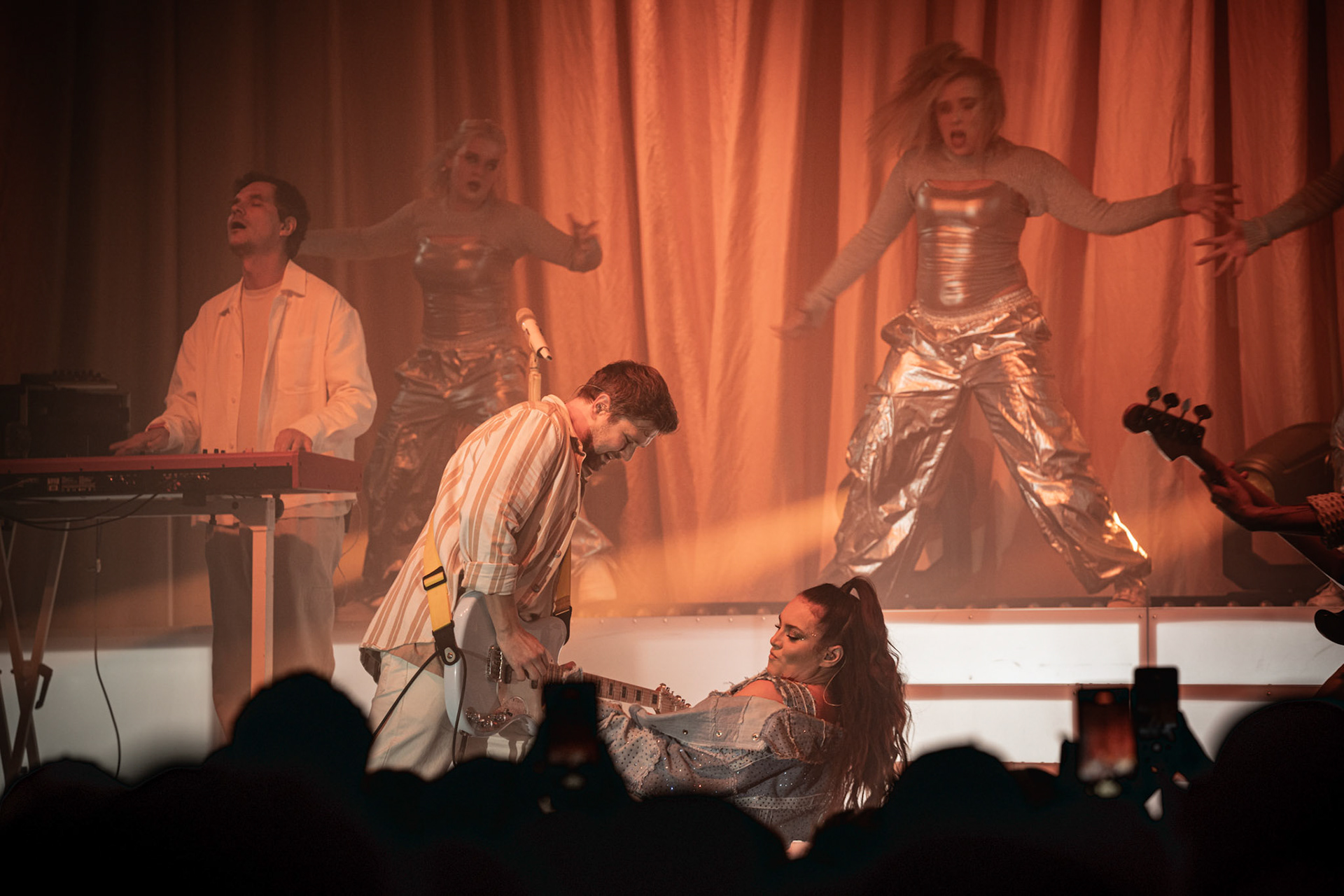 28.10.2023 Ewa Farna specjalny koncert urodzinowy Warszawa, Klubie PROGRESJA, fot. Andrzej Wasilkiewicz/Reporter