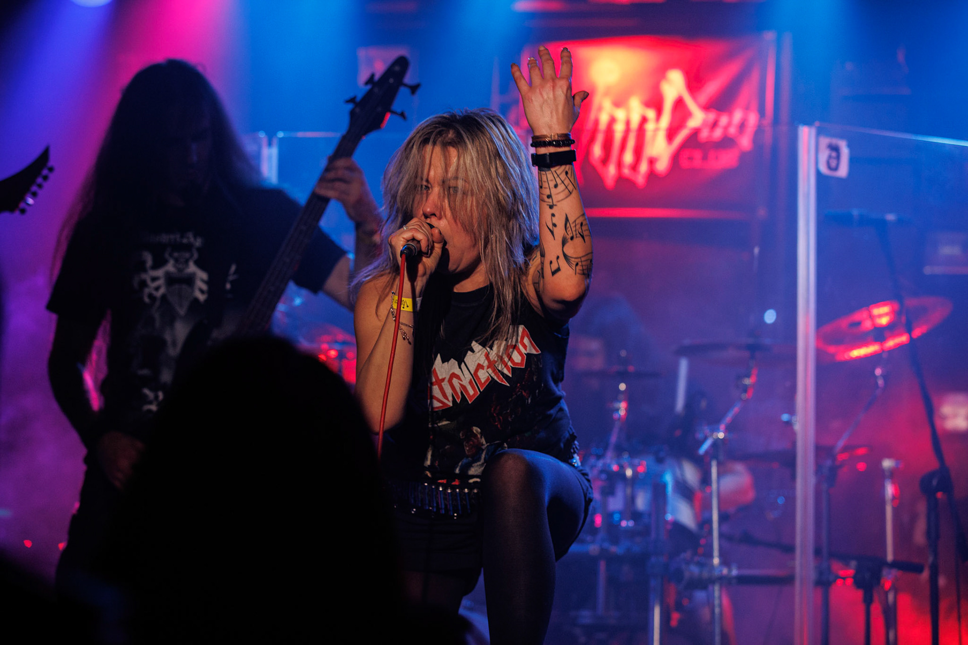 8.01.2022 War-Saw - thrashmetal.Koncert Czwarta Fala MMXXII klub VooDoo Warszawa.n/z Sylwia Papierska - wokal,Fot. Andrzej Wasilkiewicz/Reporter