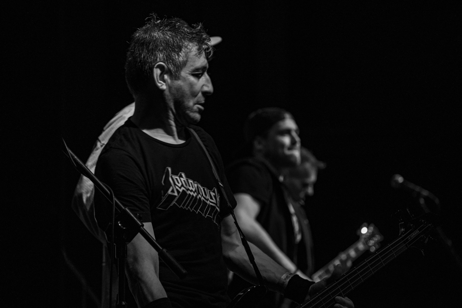 30.11.2021 koncert Dog Eat Dog - USA - hardcore, punkrock, rap, metal, hip hop, reggae, soul, funk,n/z Dave Neabore (bass), n/z John Connor (vocals), n/z Brandon Finley (drums), n/z Roger Hammerli (guitar),n/z Bozez (sax &amp; beer),koncert Warszawa, Progresja 25 lat albumu Play Games -  Dog Eat Dog.fot. Andrzej Wasilkiewicz/Reporter