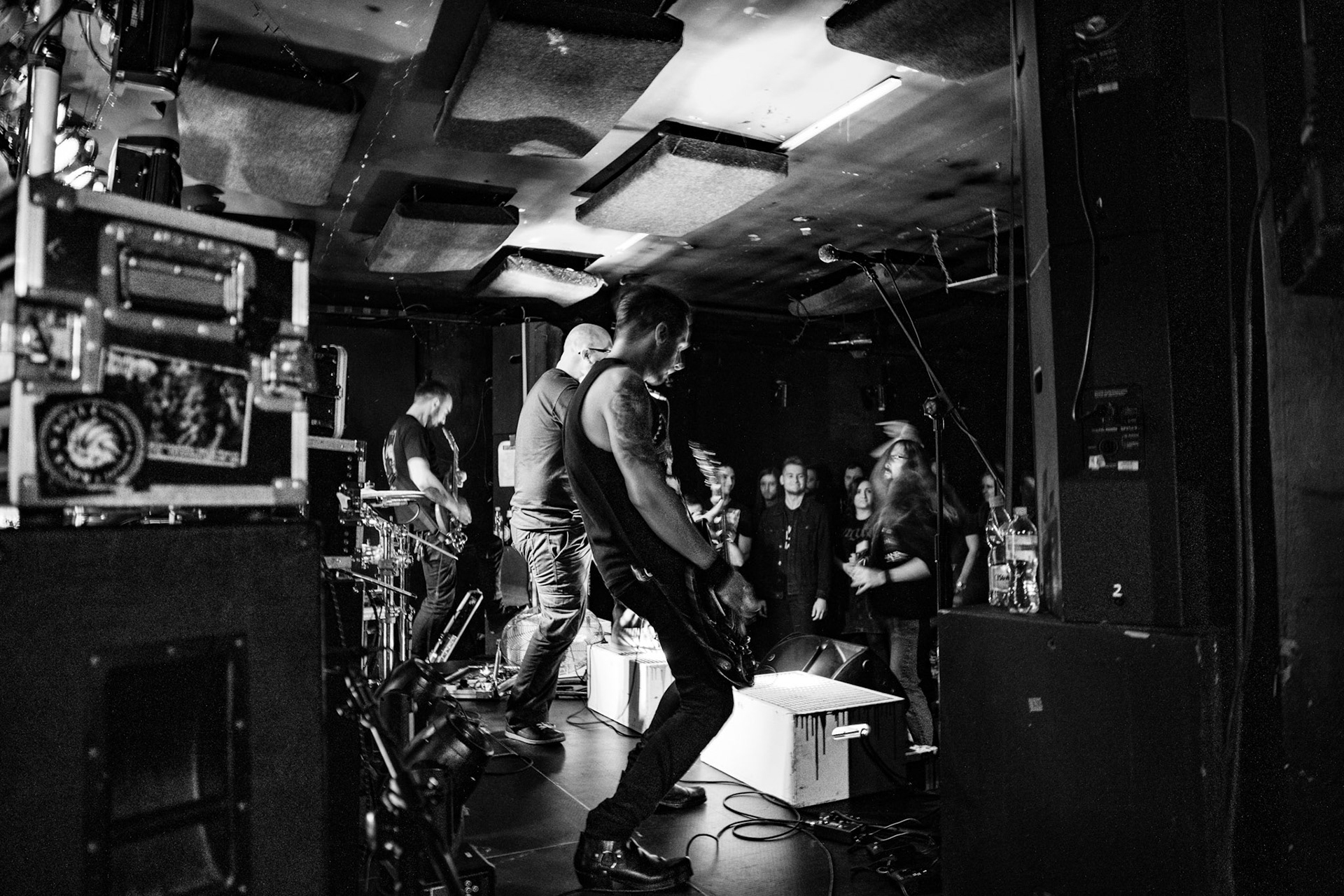 Mentor koncert w Warszawie, trasa Innowiercy Tour 2019
Black Metal Rock And Roll,
Raum's Chord - Guitar
Leviathan's Punch - Drums 
Gusion's Drone - Bass
King Of Nothing - Vocals
Knock Out Productions
fot. Andrzej Wasilkiewicz/REPORTER