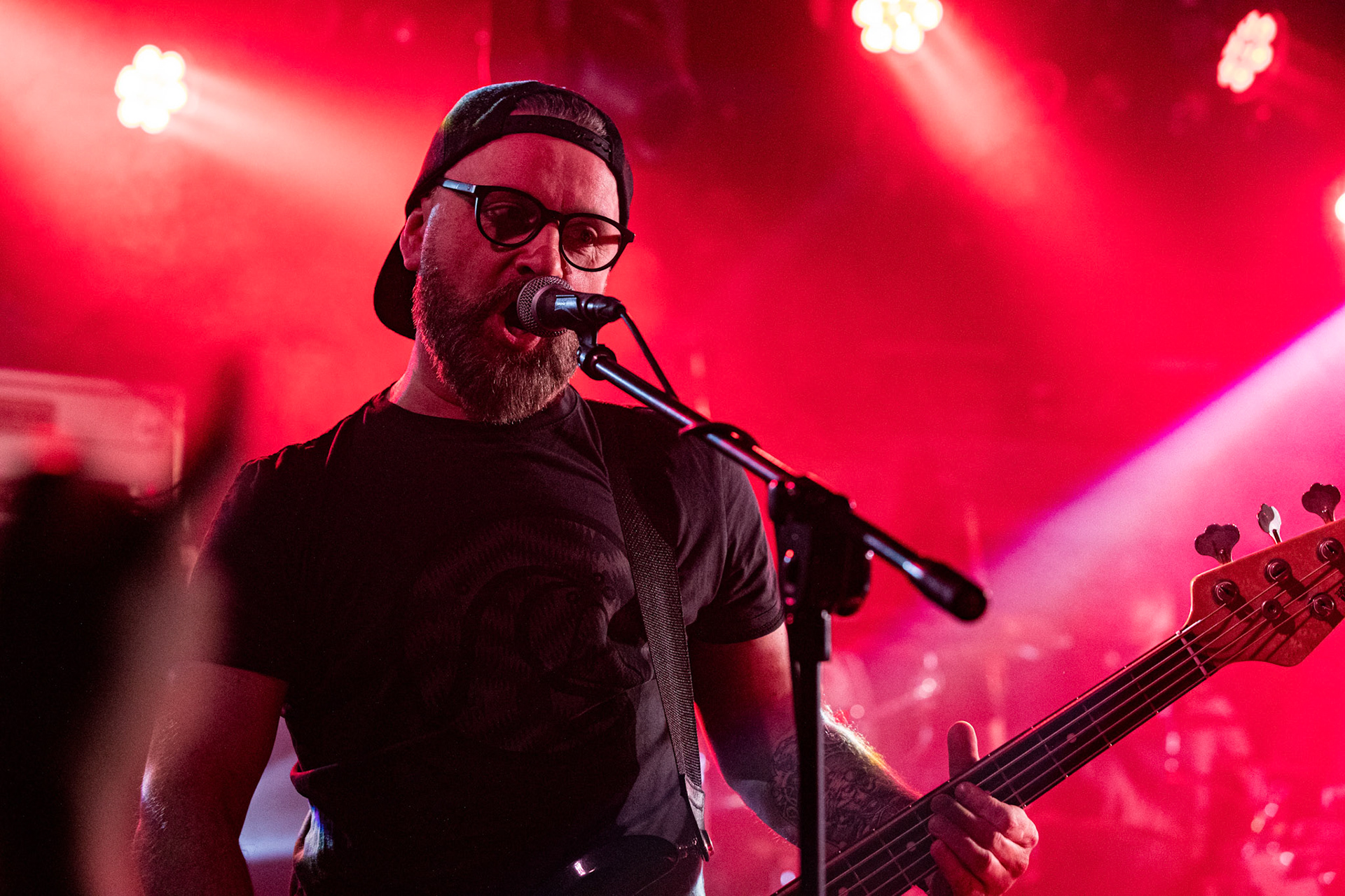 02.02.2020 Koncert Illusion w warszawskiej Proximie. 
n/z Jarosław Śmigiel – gitara basowa
Polski grunge, hardcore, hardrock, Winiary Bookings fot. Andrzej Wasilkiewicz/REPORTER