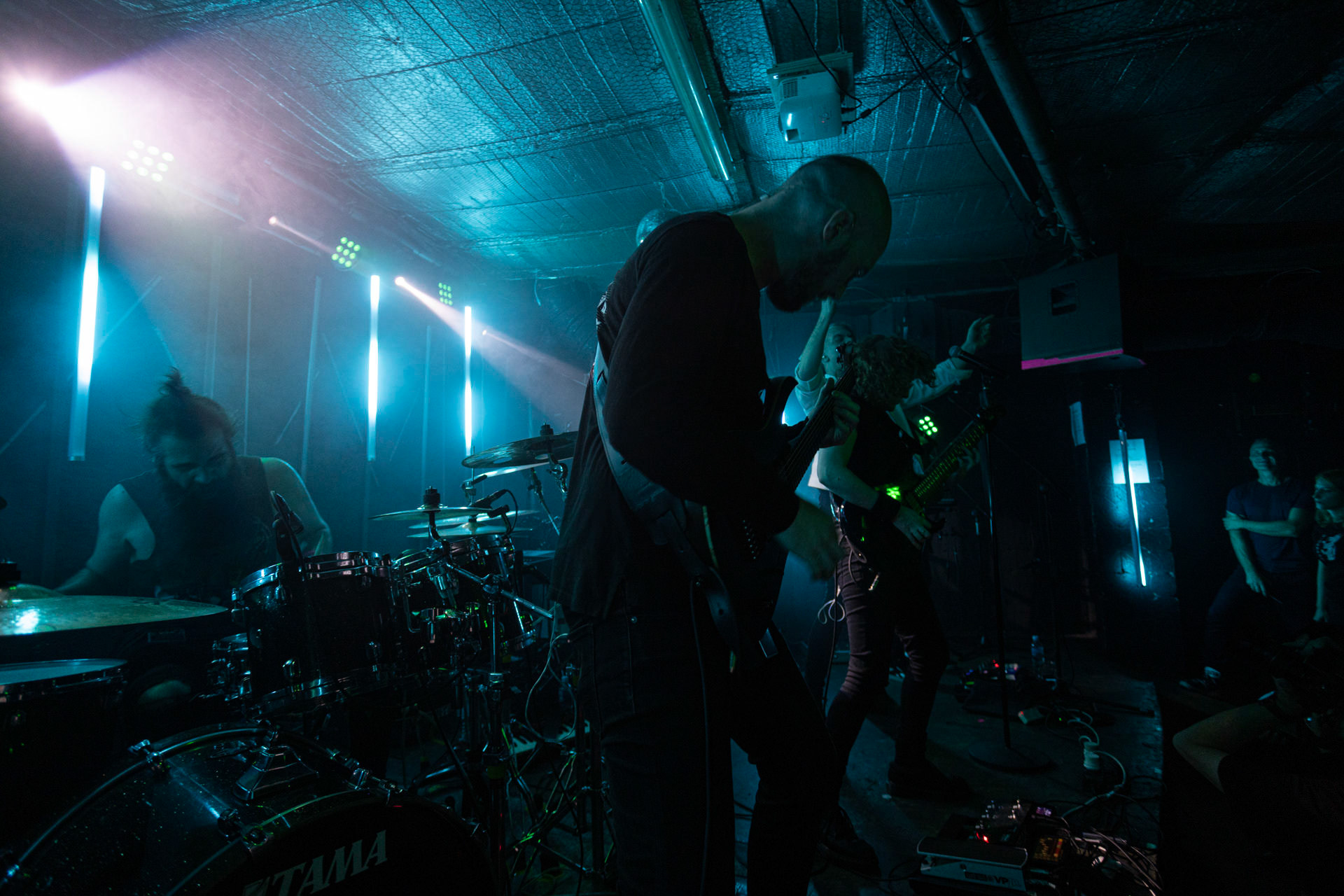 13.09.2022 VOYAGER - Warsaw pop/prog/power/rock/metal.Danny Estrin - Lead Vocals/Keys/Programming,Simone Dow - Guitars,Alex Canion - Bass/Backing Vocals,Scott Kay - Guitars,Ashley Doodkorte - Drums,Produkcja Knock Out Productions,Hydrozagadkafot. Andrzej Wasilkiewicz/kaziq.com