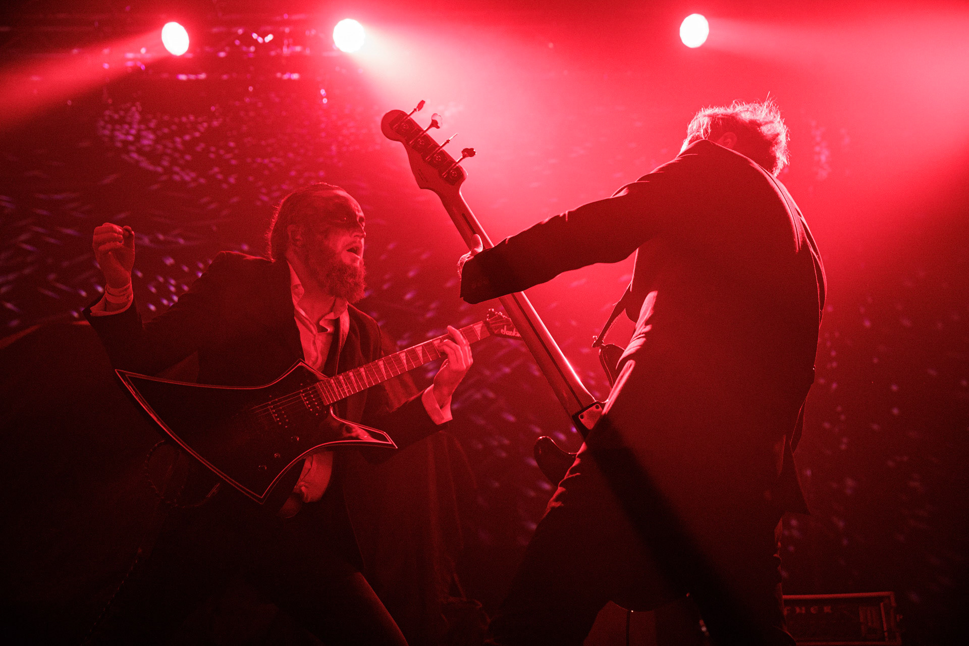 18.12.2021 Masturbator - Antysylwester Antyradia, 18 lat klubu Progresja,n/z Vithor/ growl-git, n/z Raefoth/bas, n/z Czaha/beki, n/z Mayhem/git,metal, blackmetal, thrashmetal, satanic old skull metal, fot. Andrzej Wasilkiewicz/Reporter