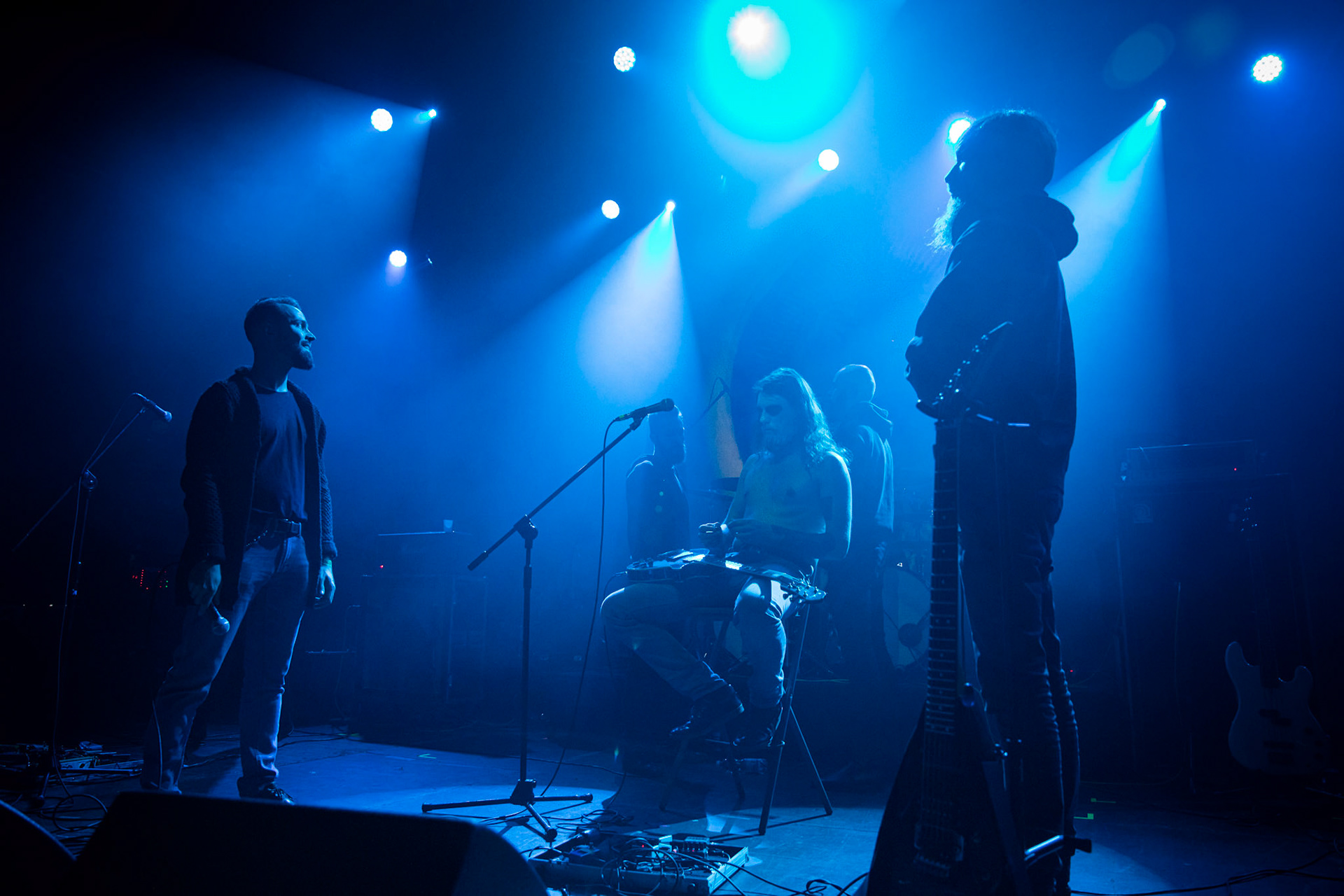 15.12.2019 koncert polskiego zespołu pieśni i końca Furia, Merry Christless 2019, Warszawa Klub Progresja,
zespół Nihila, kolektyw Let The World Burn, black metal, eksperymentalny metal, nekrofolk,
n/z Michał "Nihil" Kuźniak – wokal, sample, gitara, 
n/z Kamil "Sars" Staszałek – gitara basowa, 
n/z Grzegorz "Namtar" Kantor – perkusja, 
n/z Artur Rumiński – gitara elektryczna, 
New Aeon Musick, Knock Out Productions
fot. Andrzej Wasilkiewicz/REPORTER