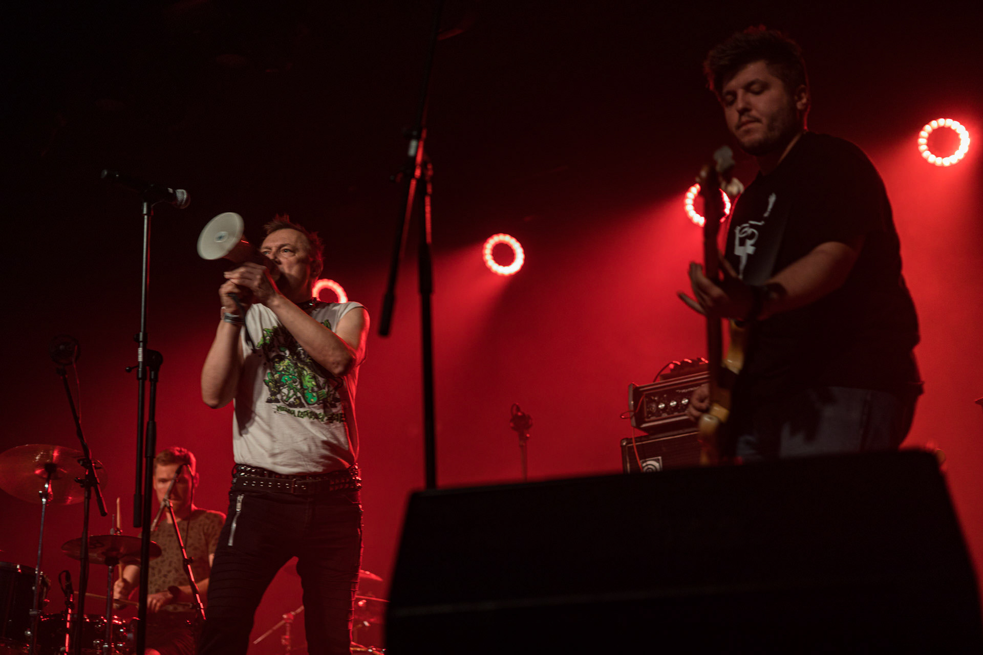 4.11.2022 TZN Xenna - warszawska grupa punkrockowa, wystapila przed KULTem w Warszawie, Klub Stodola,fot. Andrzej Wasilkiewicz/Reporter