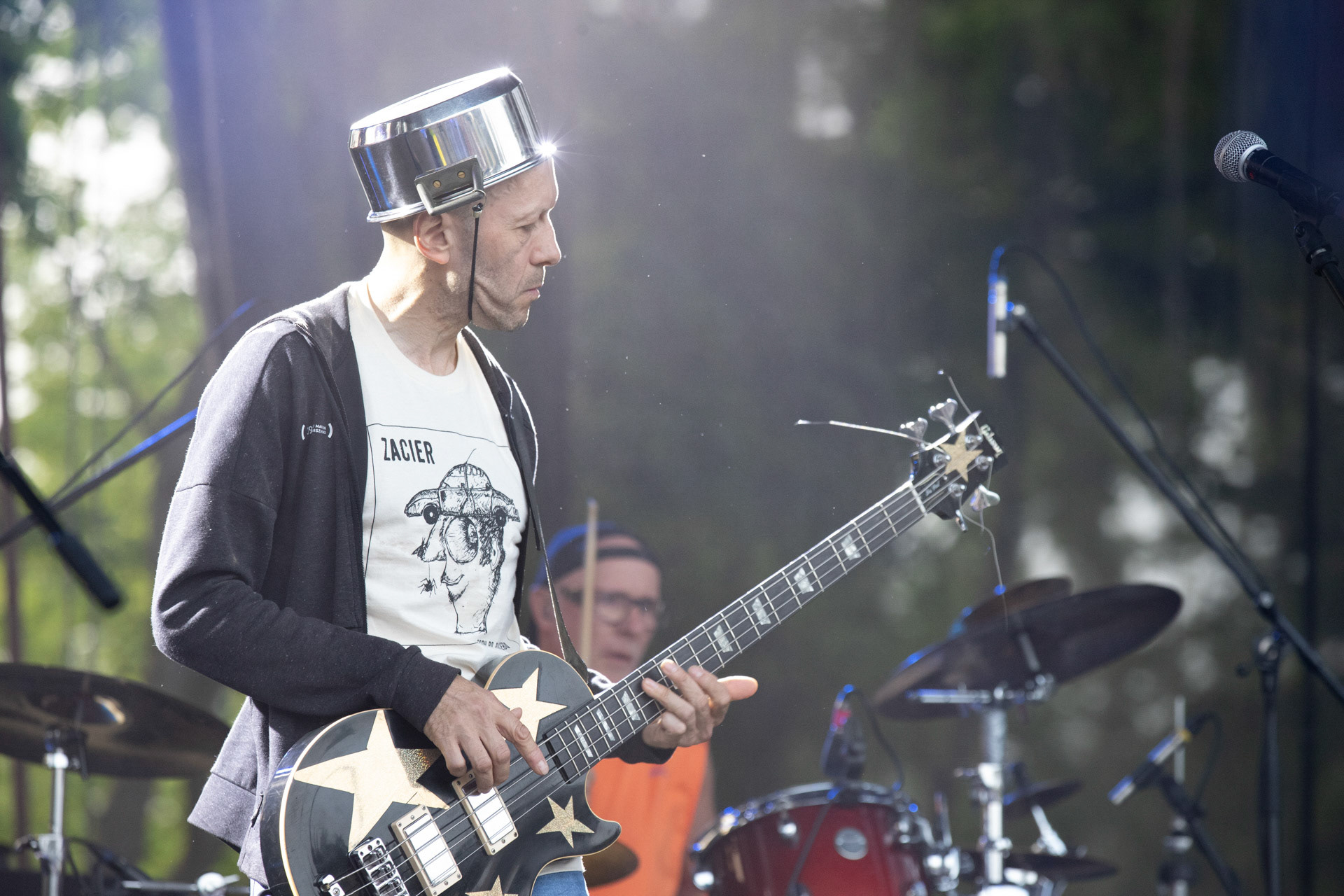 Elektryczne Gitary - koncert Zacieralia w warszawskiej Progresji.Gramy Do Woli - Warszawa, Progresja.n/z Tomasz Grochowalski – gitara basowa,Fot. Andrzej Wasilkiewicz/Reporter