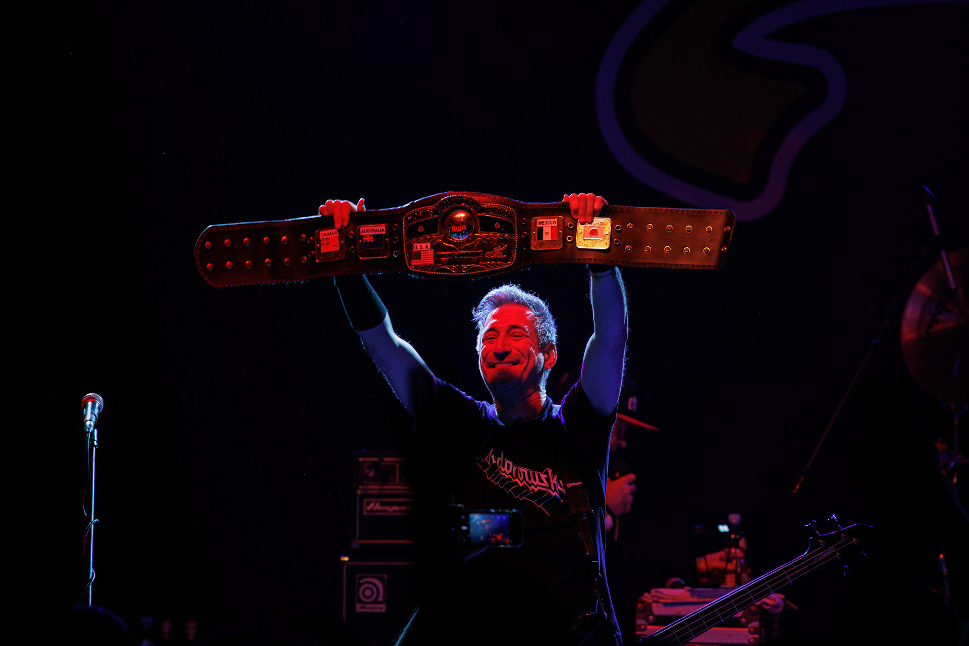 30.11.2021 koncert Dog Eat Dog - USA - hardcore, punkrock, rap, metal, hip hop, reggae, soul, funk,n/z Dave Neabore (bass), n/z John Connor (vocals), n/z Brandon Finley (drums), n/z Roger Hammerli (guitar),n/z Bozez (sax &amp; beer),koncert Warszawa, Progresja 25 lat albumu Play Games -  Dog Eat Dog.fot. Andrzej Wasilkiewicz/Reporter