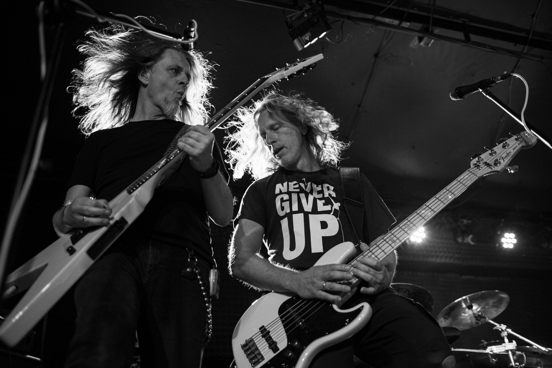 2Tm2,3 - Tymoteusz - koncert Warszawa Remont.n/z Robert Drezmak Drezek – gitara,n/z Krzysztof Dr Kmieta Kmiecik – gitara basowa,  wokal,Fot. Andrzej Wasilkiewicz/Reporter