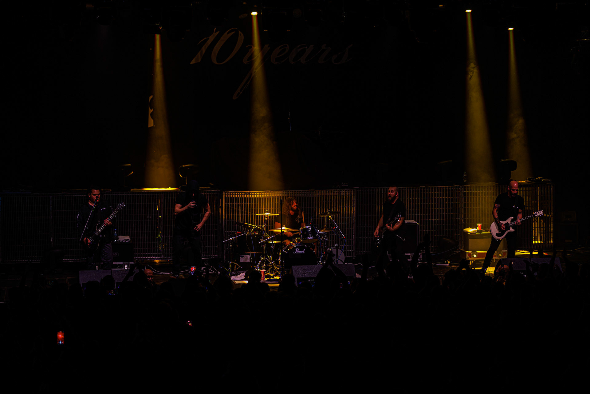 7.10.2022 - 10 Years – amerykanie z Knoxville w Tennessee, grajacy na  pogranicza metalu alternatywnego, hard rocka, post grunge. Jesse Hasek – wokal,Ryan „Tater” Johnson – gitara,Matt Wantland – gitara,Lewis Big Lew Cosby – basista,Brian Vodinh – perkusja,Produkcja Knock Out Productions, Fot. Andrzej Wasilkiewicz/Reporter