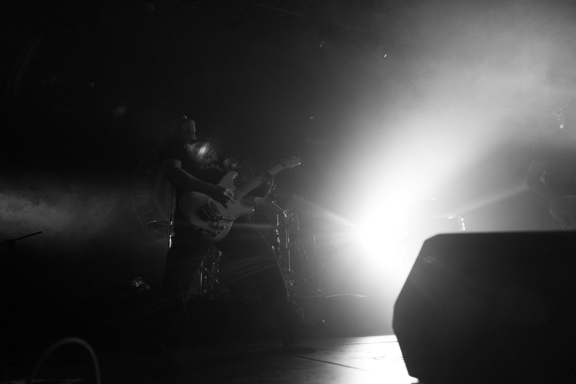 16.11.2021 Dezerter - 40 lecie,koncert Warszawa Palladium. N/z Robert Robal Matera gitara, N/z Krzysiek Grabowski perkusja,N/zJacek Chrzanowski bass, Dezerter, SS20, Punk, Punkrock, hardcore, rock.fot. Andrzej Wasilkiewicz/REPORTER