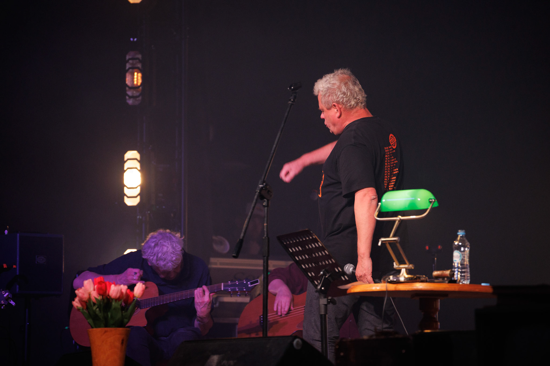 18.03.2022 KULT Akustik - koncert Warszawa klub Stodola,  n/z Kazimierz Staszewski wokal, n/z Piotr Morawiec gitara,  Rock, rock progresywny, rock alternatywny, punk, nowa fala, polski rock.fot. Andrzej kaziq Wasilkiewicz/Reporter