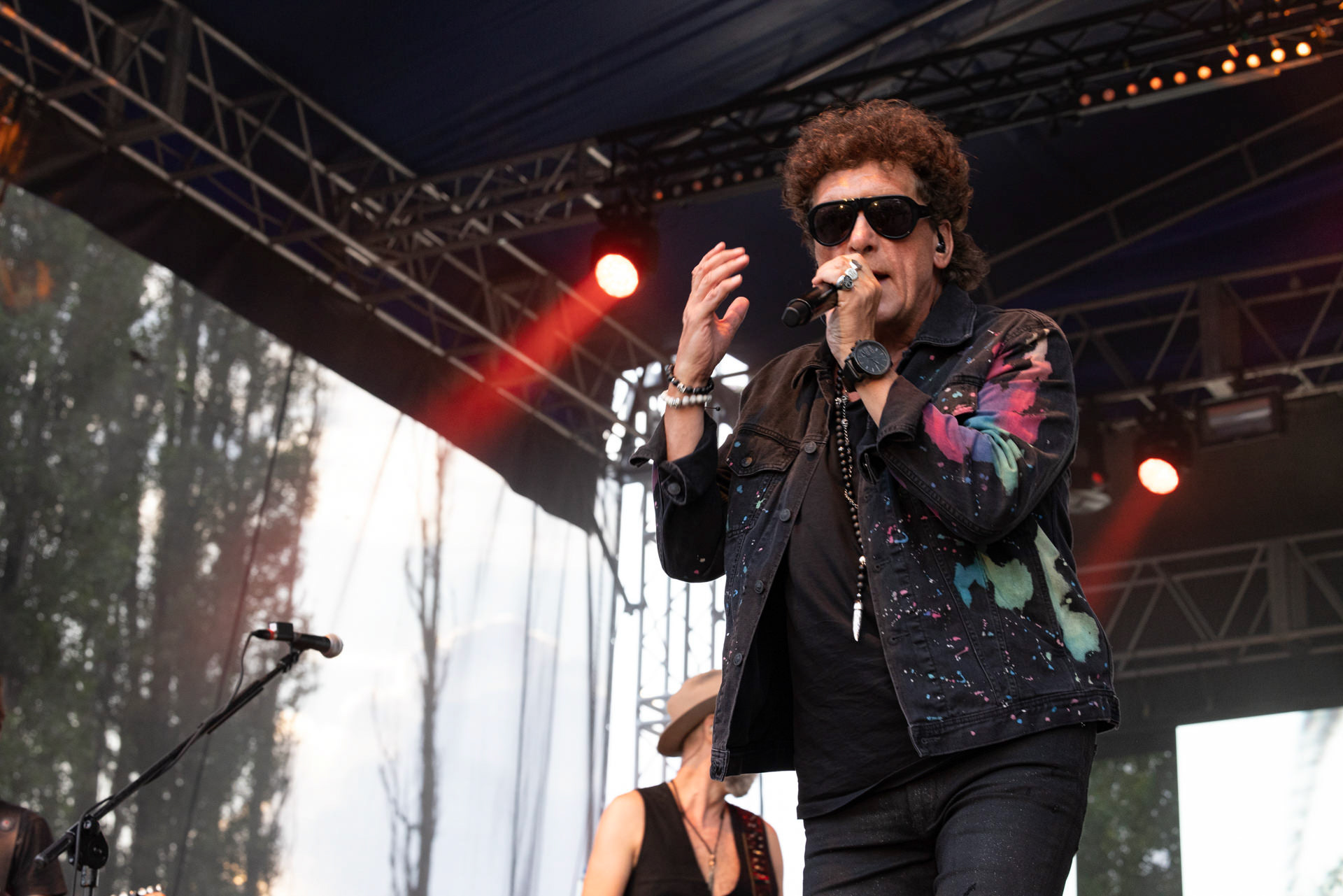 Koncerty Lady Pank w ramach urodzinowej trasy LP40 warszawska Pogresja.Gramy do Woli. Polski Rock, pop, soft rock, polska grupa rockowa z czasów PRL.n/z. Janusz Panasewicz – wokal, Fot. Andrzej kaziq Wasilkiewicz/Reporter