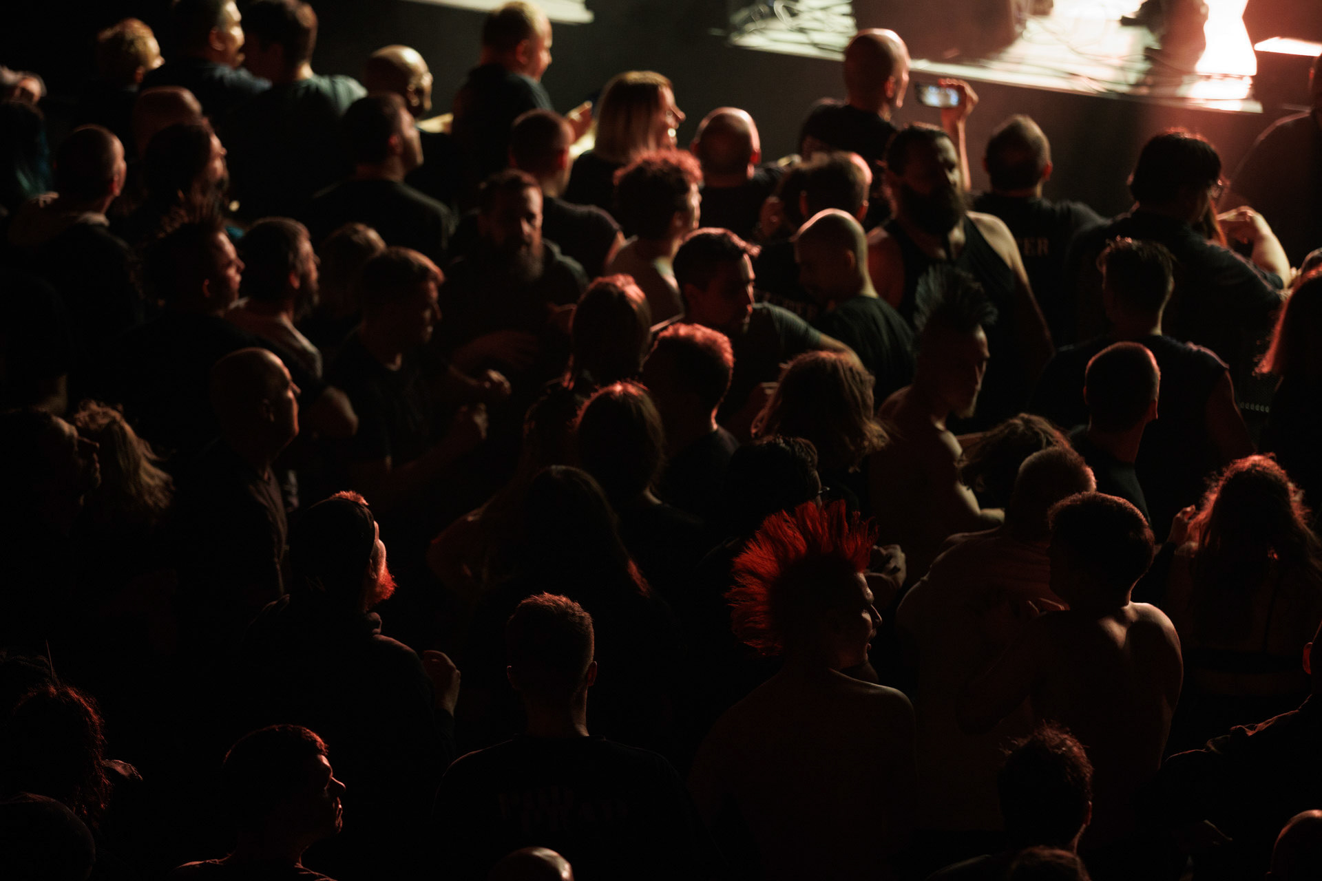 16.11.2021 Dezerter - 40 lecie,koncert Warszawa Palladium. N/z Robert Robal Matera gitara, N/z Krzysiek Grabowski perkusja,N/zJacek Chrzanowski bass, Dezerter, SS20, Punk, Punkrock, hardcore, rock.fot. Andrzej Wasilkiewicz/REPORTER