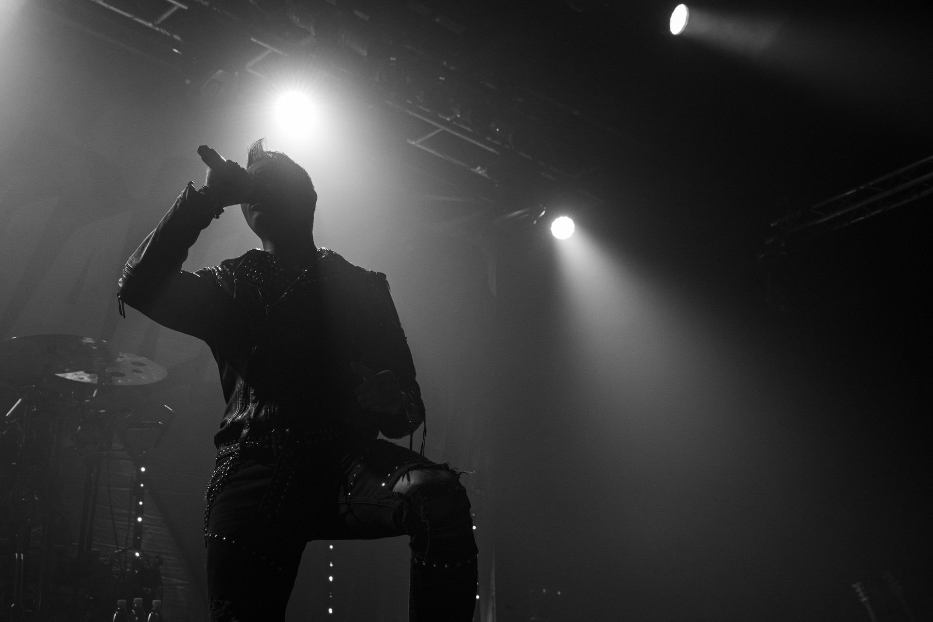 18.12.2021 Nocny Kochanek - Antysylwester Antyradia,18 lat klubu Progresja,Nocny Kochanek - koncert Warszawa,Progresja, Zdrajcy Metalu, klasyczny heavy metal, Alter Ego, Night Mistress.n/z Krzysiek Sokolowski – wokal,Fot. Andrzej Wasilkiewicz/Reporter