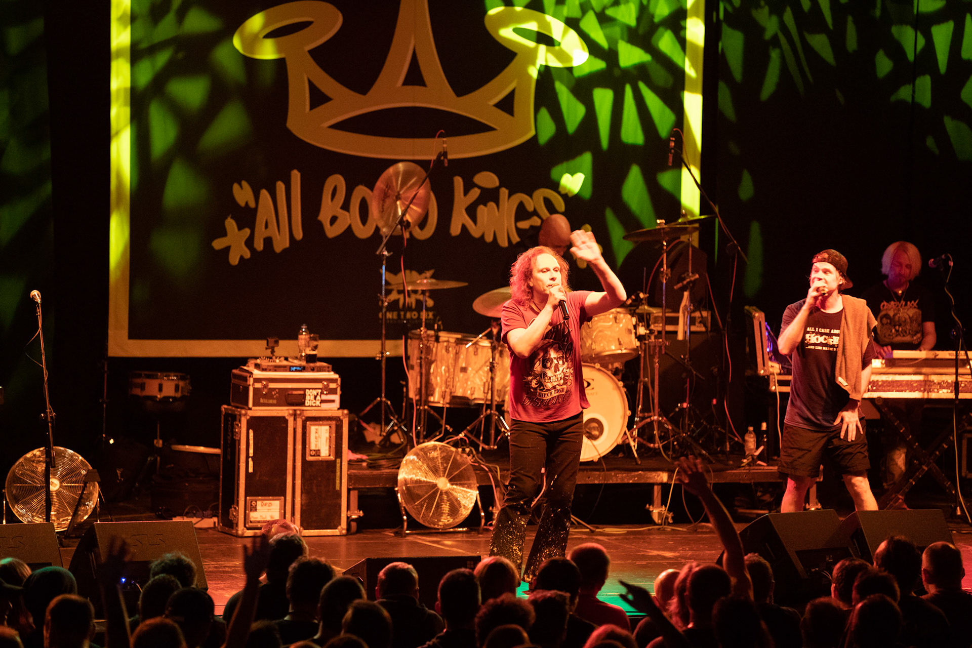 Dog Eat Dog - USA - hardcore, punkrock, rap, metal, hip hop,reggae, soul, funk,
Dave Neabore (bass), 
John Connor (vocals), 
Brandon Finley (drums) 
Roger Hämmerli (guitar)
Bozez (sax & beer)
koncert w Warszawskiej Progresji w ramach trasy 25 lat All Boro Kings zespołu Dog Eat Dog.
fot. Andrzej Wasilkiewicz/Reporter