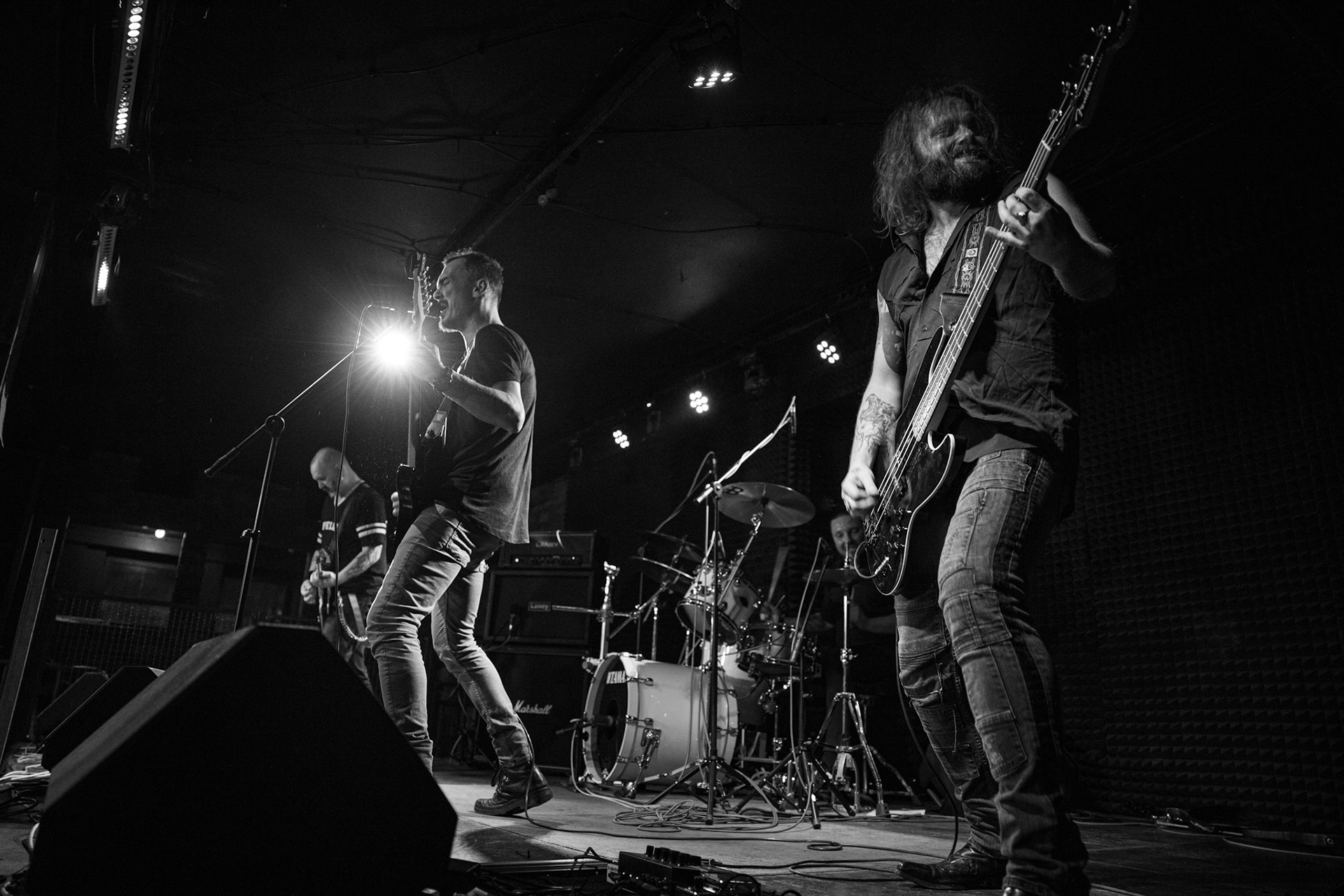 15.02.2020 DANTE - Metalowe Zwierzaki vol.13 - koncert Remont, 
Łukasz „Lucas” Myszkowski (Antigama) - gitara, wokal.
Dariusz „Daray” Brzozowski (Dimmu Borgir, ex Vader) - perkusja.
Tomasz „Yony’ego” Jońca (ex-Obscure Sphinx) - gitara.
Majk Hercberg (Plan, Hedfirst)- bass.
dark hardcore opera, fot. Andrzej Wasilkiewicz/REPORTER