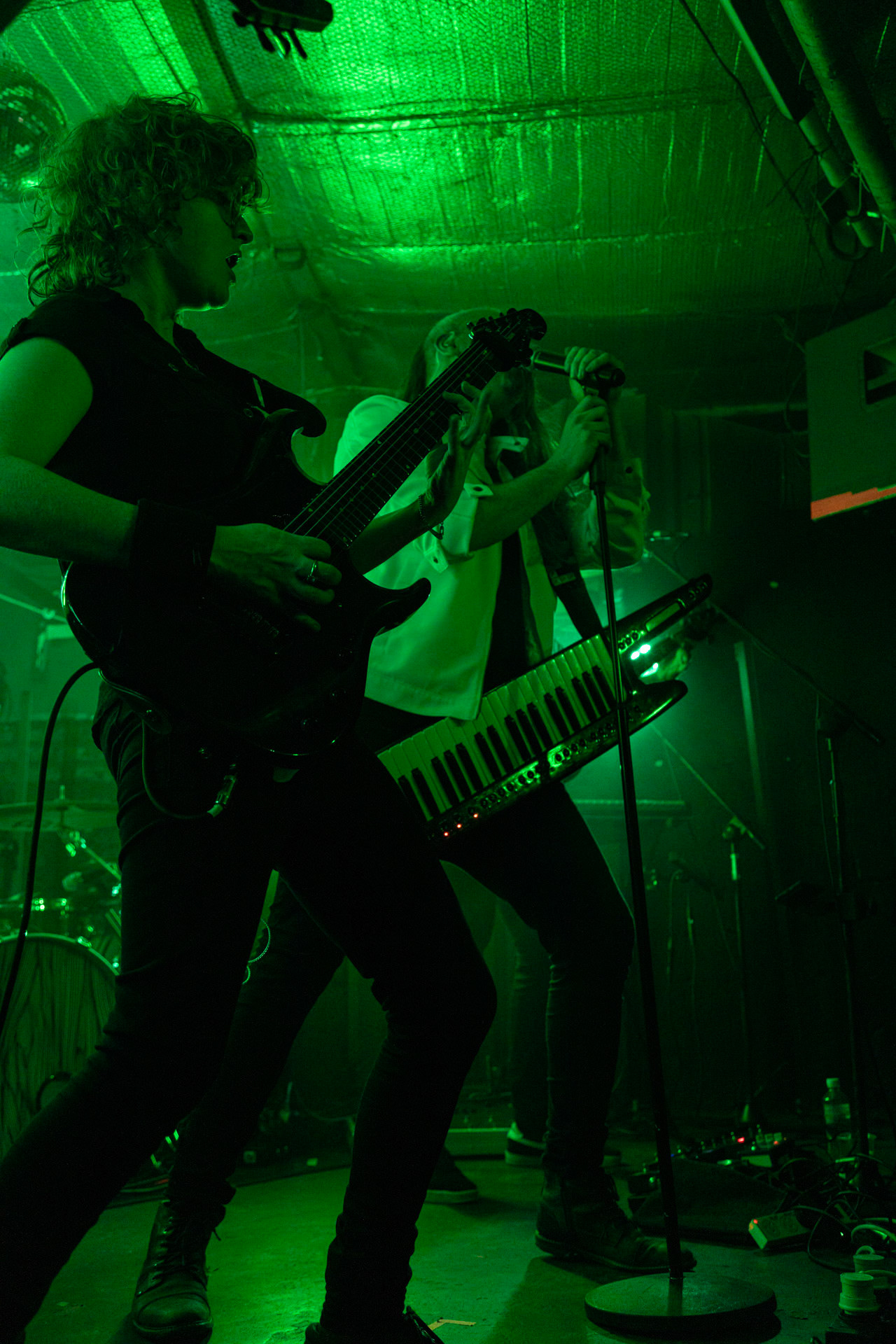 13.09.2022 VOYAGER - Warsaw pop/prog/power/rock/metal.Danny Estrin - Lead Vocals/Keys/Programming,Simone Dow - Guitars,Alex Canion - Bass/Backing Vocals,Scott Kay - Guitars,Ashley Doodkorte - Drums,Produkcja Knock Out Productions,Hydrozagadkafot. Andrzej Wasilkiewicz/kaziq.com