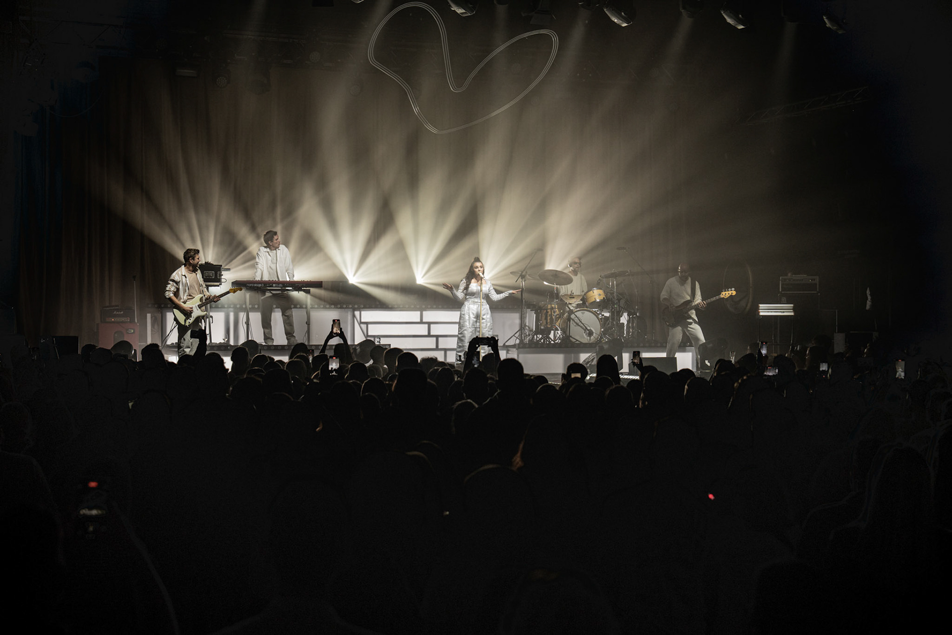 28.10.2023 Ewa Farna specjalny koncert urodzinowy Warszawa, Klubie PROGRESJA, fot. Andrzej Wasilkiewicz/Reporter