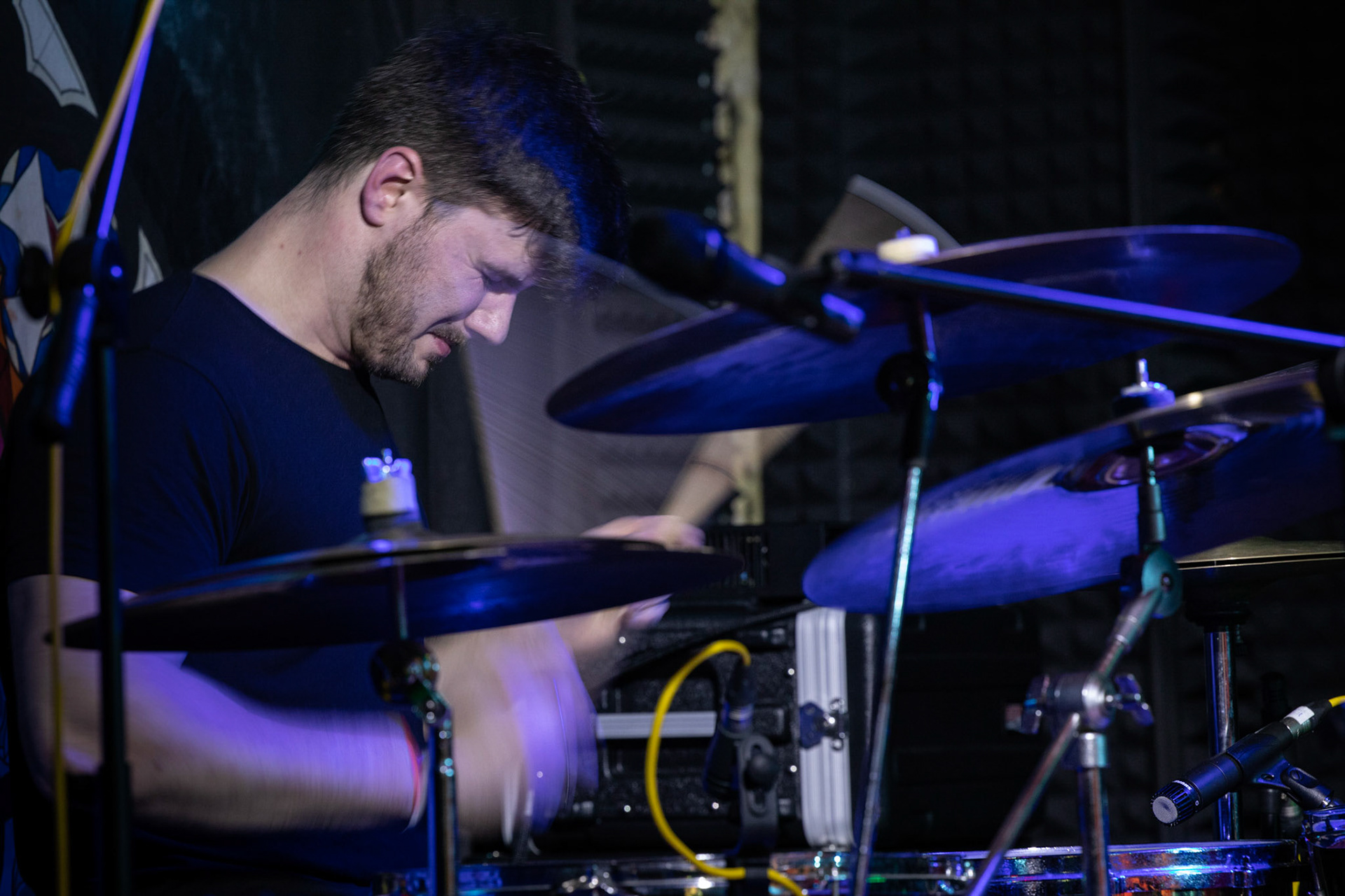 Armia - punk rock, hardcore,
Tomasz Budzyński - głos,
Stanisław Budzyński - gitara,
Jakub Bartoszewski - waltornia, instrumenty klawiszowe,
Amadeusz Kaźmierczak - perkusja,
Darek Budkiewicz - gitara basowa,
fot. Andrzej kaziq Wasilkiewicz