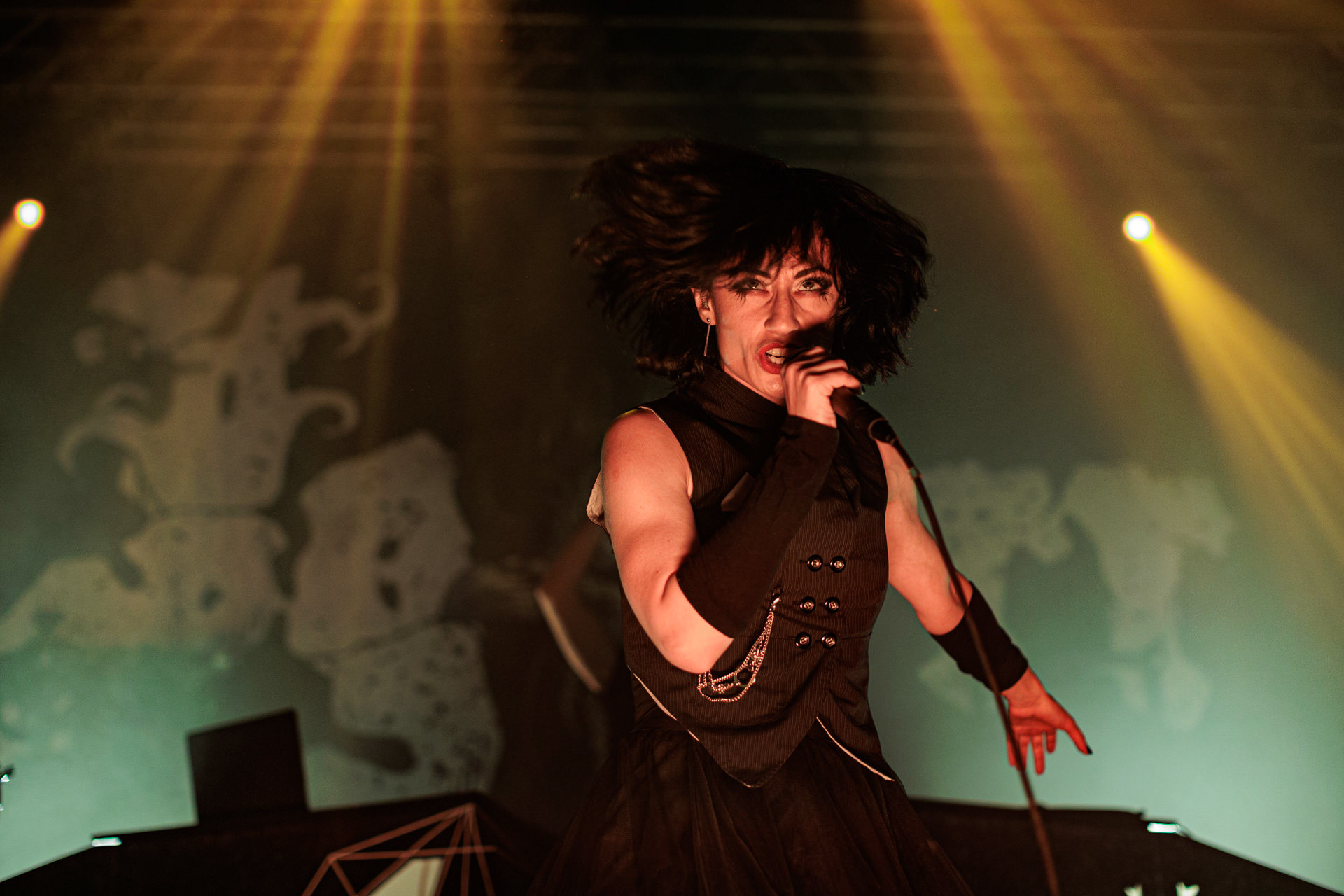 29.04.2022 Igorrr - Warszawski koncert francuskiego zespołu Gautier Serre inspirowany muzyka klasyczna, trip hopem, hip-hopem, death i black metalem, djentem, industrialem, czy tradycyjna muzyka.n/z Aphrodite Patoulidou – soprano vocals, Produkcja Knock Out Productions, klub Progresja.Wytwornia Metal Blade,fot. Andrzej Wasilkiewicz/Reporter