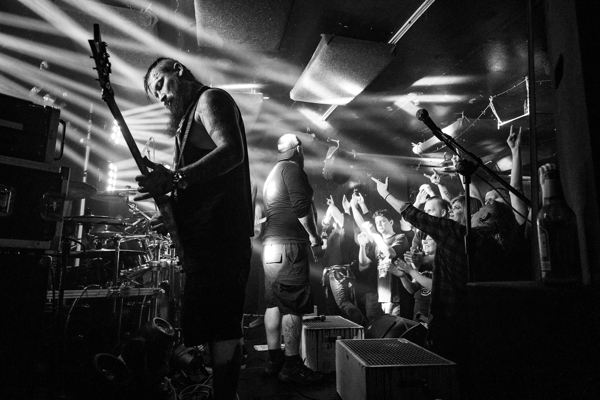 Frontside koncert w Warszawie, trasa Innowiercy Tour 2019
metal, hardcore, deathmetal,
n/z Mariusz Dzwonek gitara 
Knock Out Productions
fot. Andrzej Wasilkiewicz/REPORTER