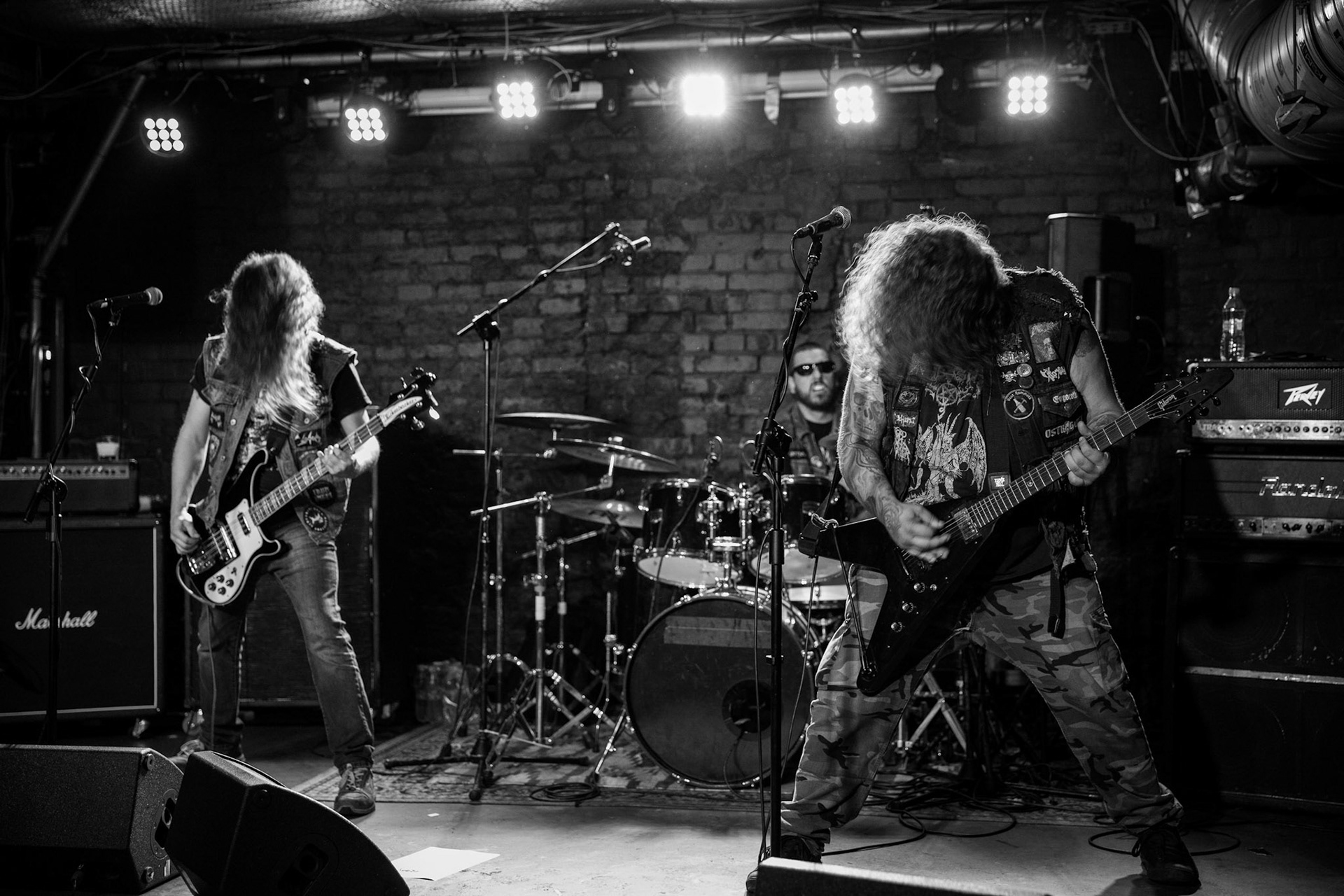 Violentor - Italy, Thrash Metal, Anti-society, Hate, Lust murders, 
Infernö Records

Ale - Threat and Guitar
Ricca - Bass Backing Offences
Iago - Drums