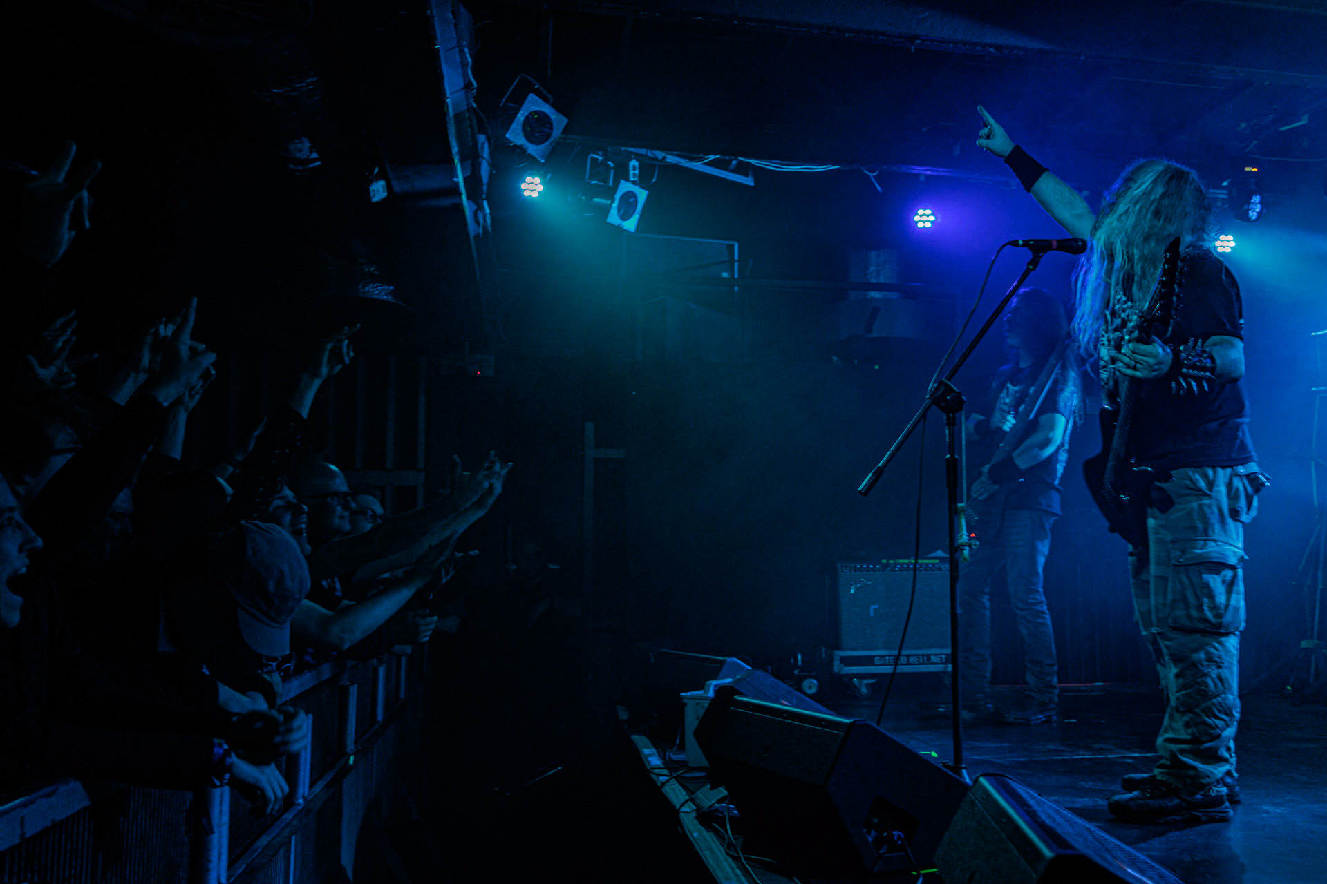 21.10.2022 - 𝗜𝗡𝗖𝗔𝗡𝗧𝗔𝗧𝗜𝗢𝗡 - amerykanski death metal w warszawskiej Proximie.Morderczy death metal na maksymalnie niskim stroju, halasie i chaosie nigdy nie stracil na sile - niezaleznie czy mowimy o swietnej nowej plcie, czy o kultowych strzalach rzedu "Onward to Golgotha". Sklad dowodzony przez Johna McEntee nigdy nie pudluje - na zywo rowniez.John McEntee - gitara, wokal, Kyle Severn - perkusja Alex Bouks - gitara,Chuck Sherwood - gitara basowa,Death metal, Black metal, Metal, Death-doom, Produkcja Knock Out Productions,fot. Andrzej Wasilkiewicz/Reporter