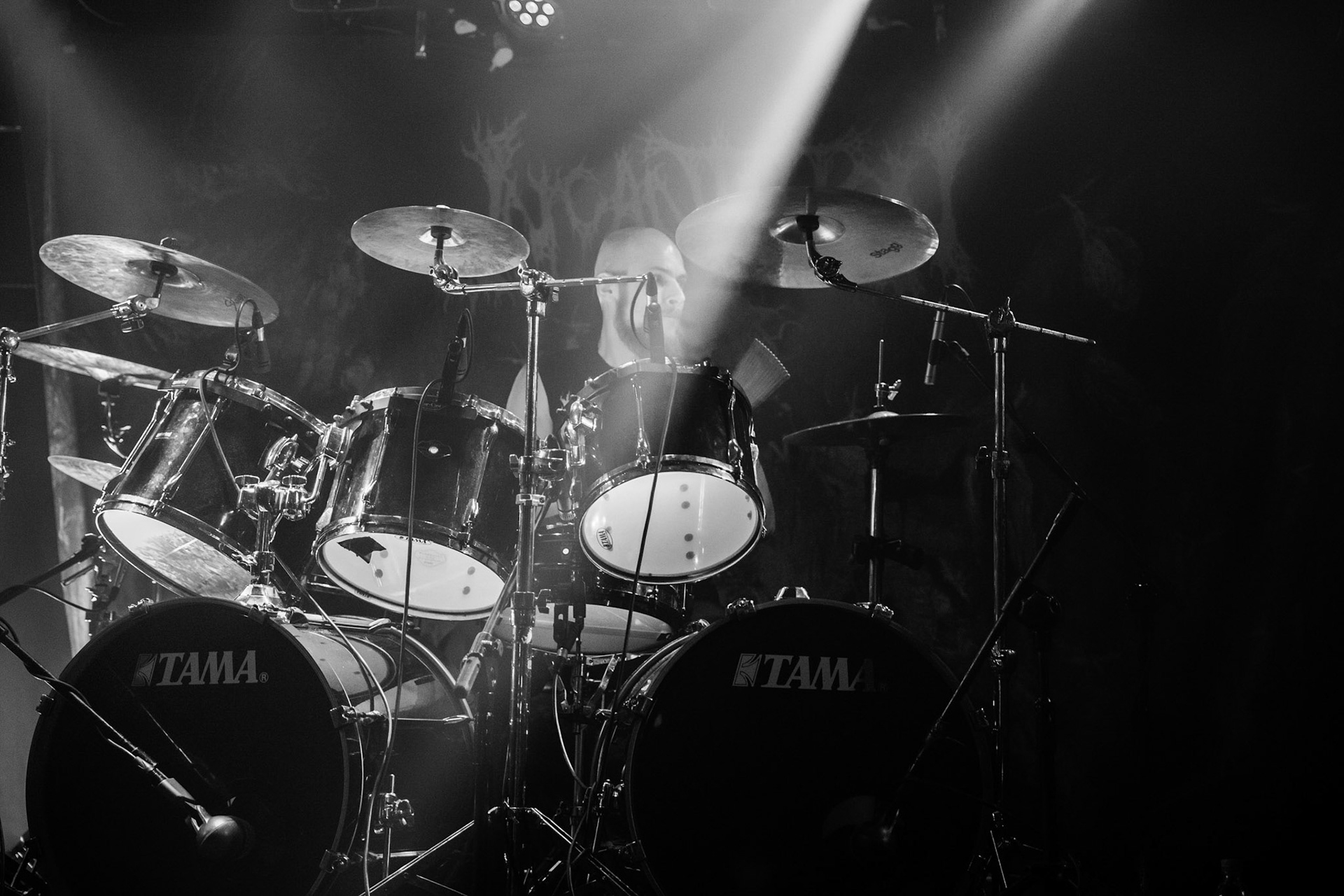 1.04.2019 Incantation, Warszawa, klub Proxima, INCANTATION - death metal, USA
John McEntee - Guitar, Vocals
Sonny Lombardozzi- Lead Guitar
Chuck Sherwood - Bass
Kyle Severn - Drums, Knock Out Productions, Left Hand Sounds.