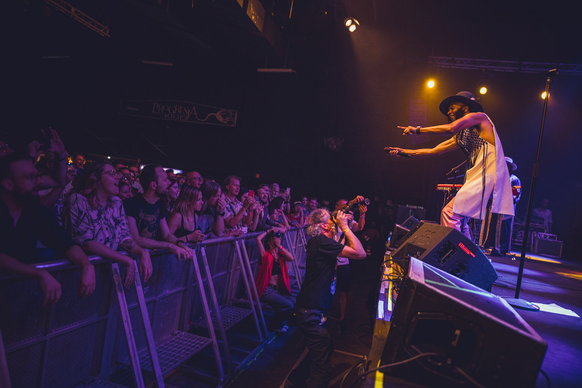 2024.07.16 Fantastic Negrito w warszawskiej Progresji  -  fot. Andrzej Wasilkiewicz kaziq.com