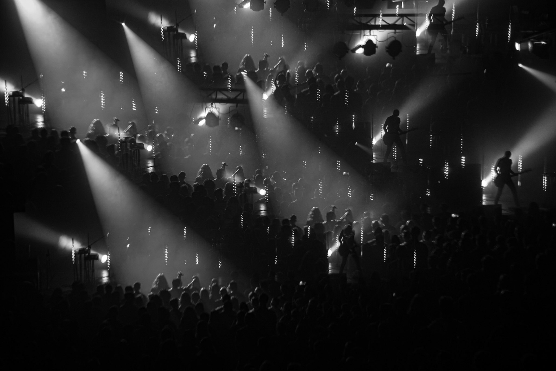 27.11.2021 TIDES FROM NEBULA koncert, Warszawa klub Progresja,Knock Out Productions, Mystic Production,Post-rock, muzyka alternatywna, progresywny rock.n/z Maciej Karbowski – gitara, instrumenty klawiszowen/z Przemek Weglowski – gitara basowan/z Tomasz Stolowski – perkusjaFot. Andrzej Wasilkiewicz/Reporter