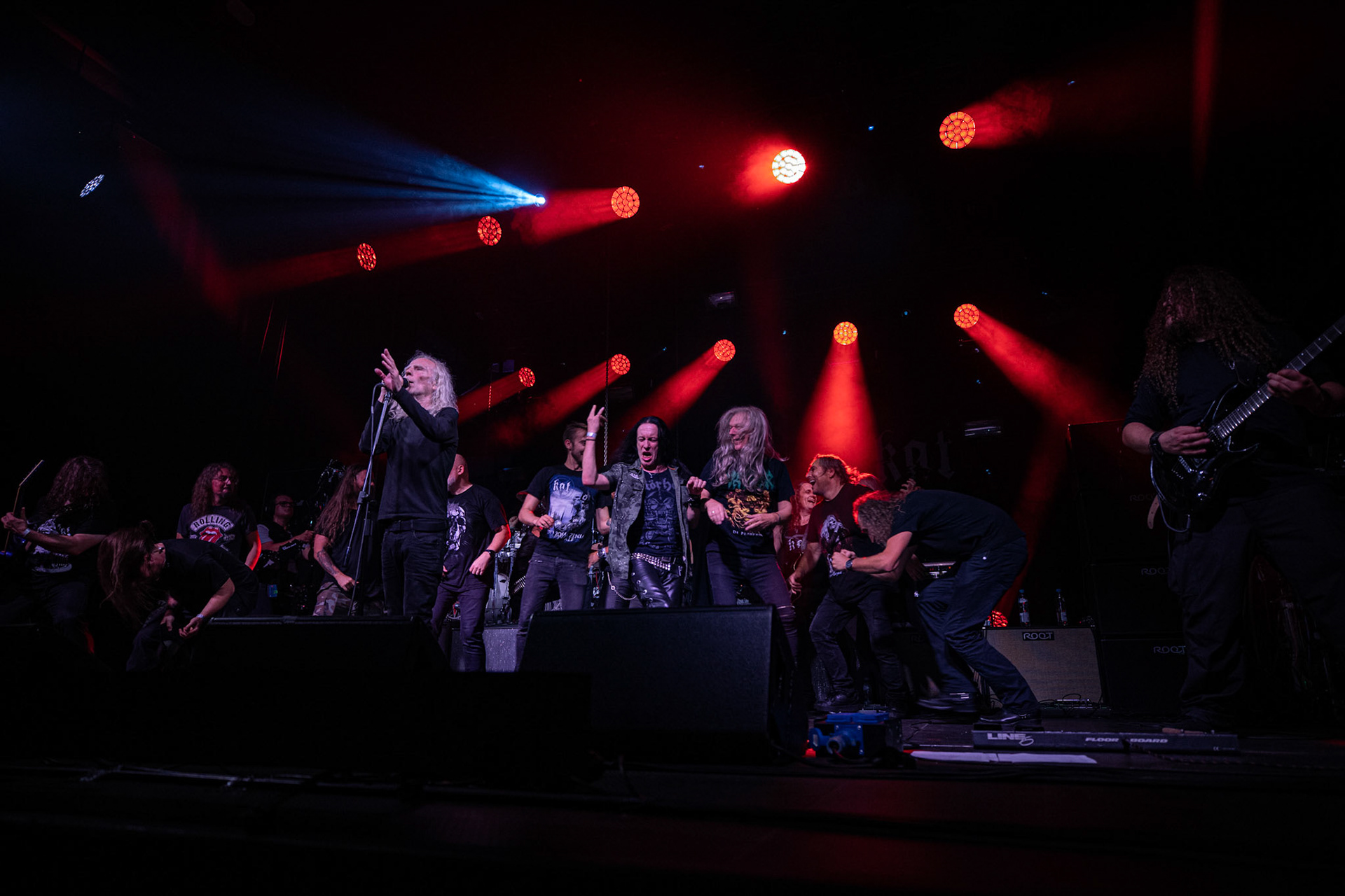 12.09.2021 - KAT i Roman Kostrzewski - koncert "Do zobaczenia w piekle" Wroclaw, Centrum Koncertowe A2.  Roman Kostrzewski – wokalJacek Nowak – perkusjaKrzysztof Pistelok – gitaraJacek Hiro – gitaraMichal Laksa – basGościnnie: Adam „Nergal” Darski (Behemoth)Piotr „Peter” Wiwczarek (Vader),Tomasz „Titus” Pukacki (Acid Drinkers)Adrian „Fred” Frelich (Dragon)Krzysztof „Fazi” Oset (ex-Kat)Piotr „Mancover” Mańkowski (Wolf Spider)Wacław „Vogg” Kiełtyka (Decapitated)Marek „Spider” Pająk (Vader)Jarek „Gronos” Gronowski (Dragon, ex-Kat)Paweł „Baitel” Pasek (Decapitated) Piotr Radecki (ex-Kat &amp; Roman Kostrzewski)fot. Andrzej kaziq Wasilkiewicz