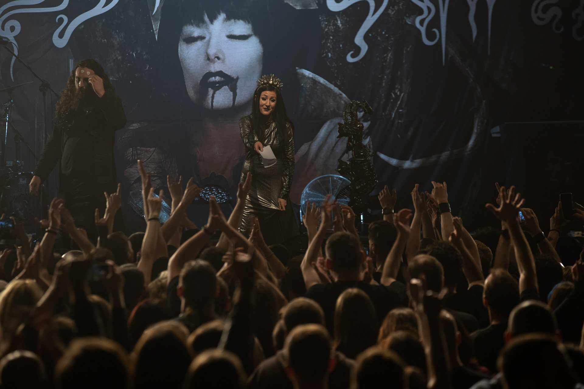 CRADLE OF FILTH - UK. black metal, metal symfoniczny, metal gotycki,
Dani Filth - Vocals,
Martin Skaroupka - Drums, Keyboards and Orchestrations,
Daniel Firth - Bass,
Richard Shaw - Guitar,  
Ashok - Guitar,  
Lindsay Schoolcraft - Narrative vocals,
Nuclear Blast Records
Knockoutprod
fot. Andrzej kaziq Wasilkiewicz/Reporter