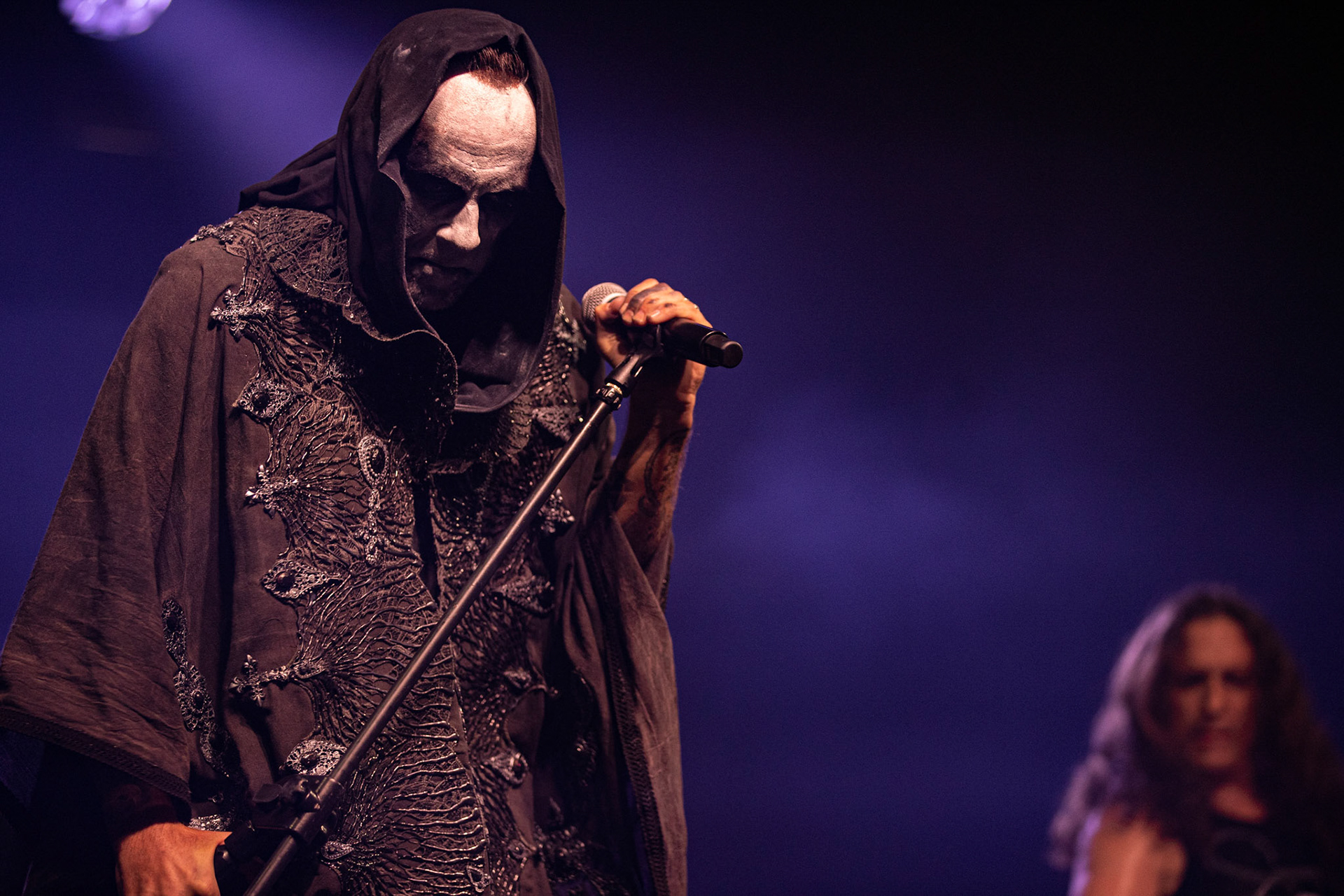 12.09.2021 - KAT i Roman Kostrzewski - koncert "Do zobaczenia w piekle" Wroclaw, Centrum Koncertowe A2.  Roman Kostrzewski – wokalJacek Nowak – perkusjaKrzysztof Pistelok – gitaraJacek Hiro – gitaraMichal Laksa – basGościnnie: Adam „Nergal” Darski (Behemoth)Piotr „Peter” Wiwczarek (Vader),Tomasz „Titus” Pukacki (Acid Drinkers)Adrian „Fred” Frelich (Dragon)Krzysztof „Fazi” Oset (ex-Kat)Piotr „Mancover” Mańkowski (Wolf Spider)Wacław „Vogg” Kiełtyka (Decapitated)Marek „Spider” Pająk (Vader)Jarek „Gronos” Gronowski (Dragon, ex-Kat)Paweł „Baitel” Pasek (Decapitated) Piotr Radecki (ex-Kat &amp; Roman Kostrzewski)fot. Andrzej kaziq Wasilkiewicz