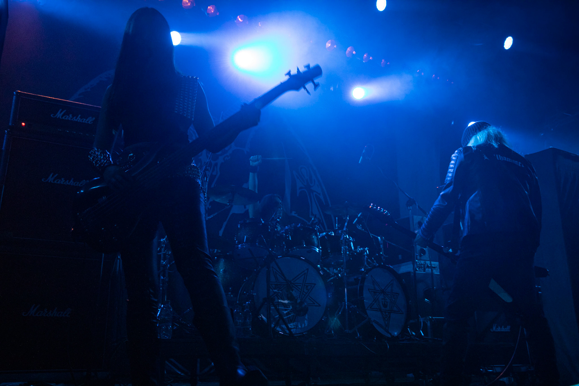 15.12.2019 koncert szwajcarów z Hellhammer: Triumph of Death, Merry Christless 2019, Warszawa Klub Progresja,
zespół Thomasa Gabriela Fishera, black metal, death metal, 
n/z Thomas Gabriel Fisher wokal gitara,
n/z Mia Wallace gitara basowa,
n/z Alessandro Commerio perkusja,
New Aeon Musick, Knock Out Productions
fot. Andrzej Wasilkiewicz/REPORTER