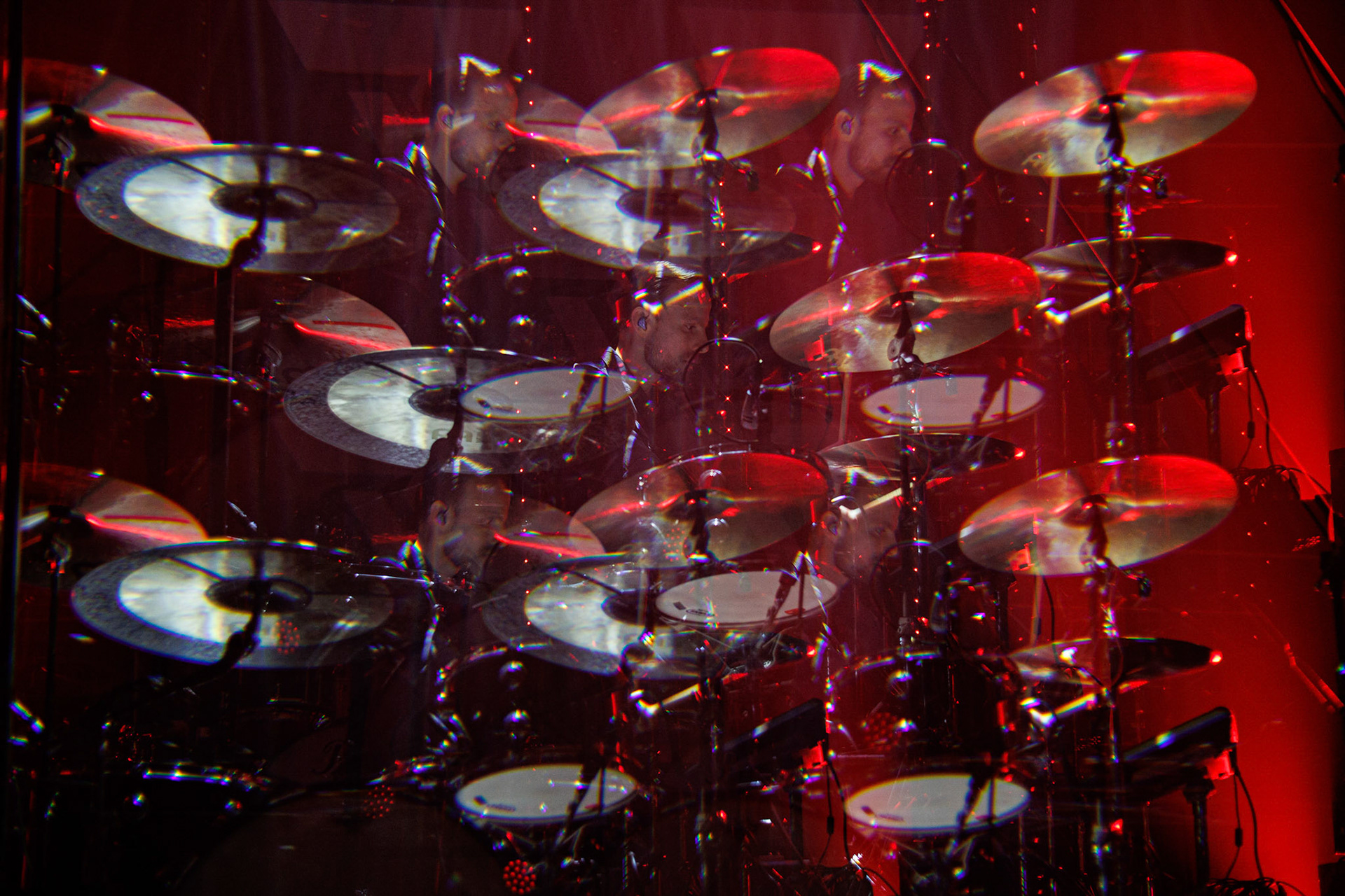 27.11.2021 TIDES FROM NEBULA koncert, Warszawa klub Progresja,Knock Out Productions, Mystic Production,Post-rock, muzyka alternatywna, progresywny rock.n/z Maciej Karbowski – gitara, instrumenty klawiszowen/z Przemek Weglowski – gitara basowan/z Tomasz Stolowski – perkusjaFot. Andrzej Wasilkiewicz/Reporter